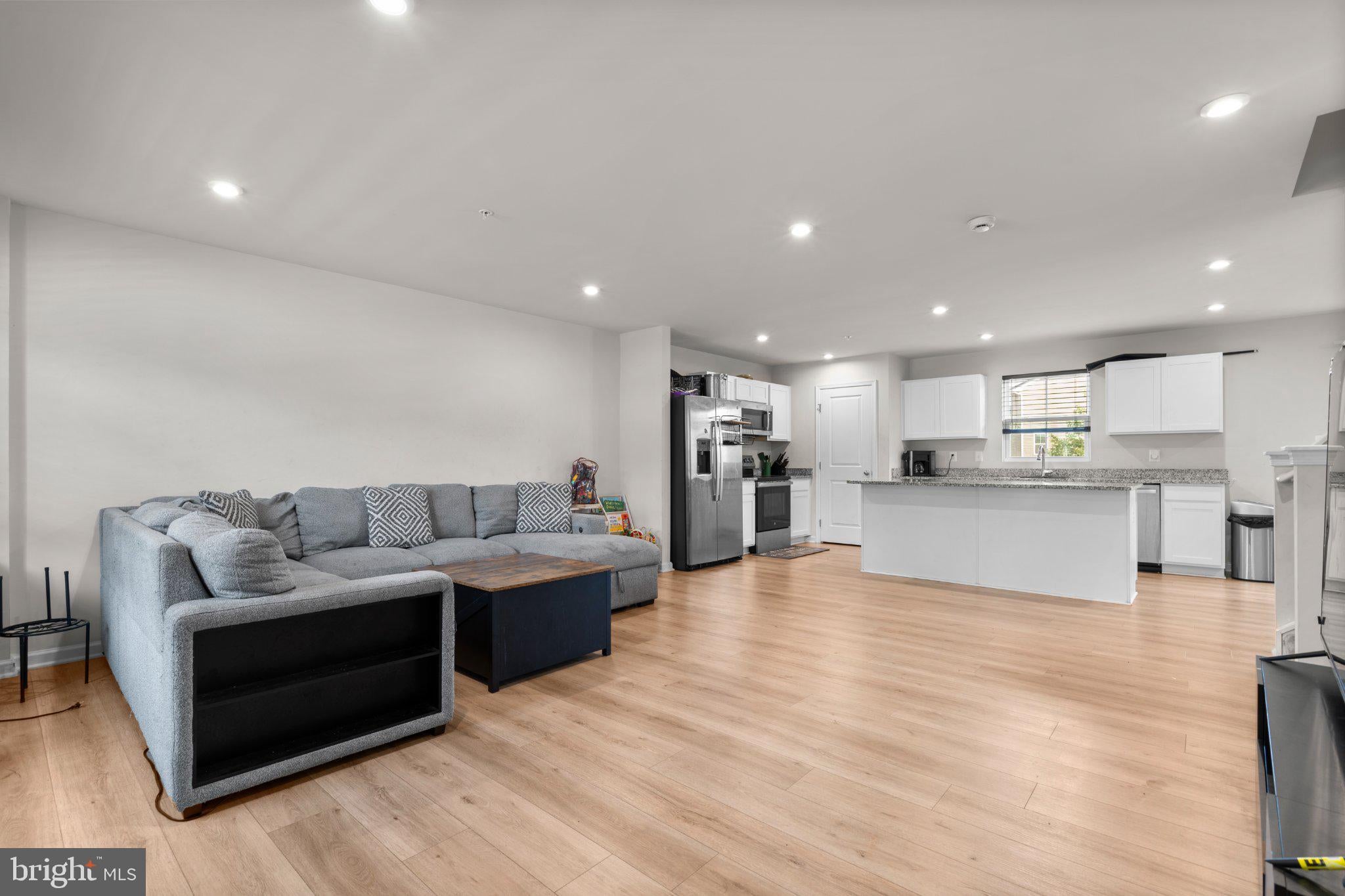 1122 BROOKE ROAD