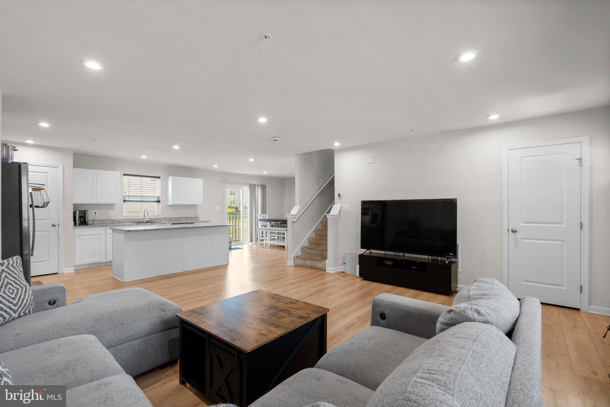 1122 BROOKE ROAD
