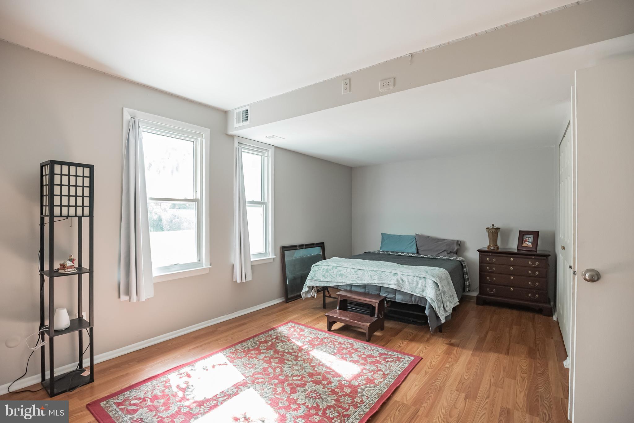 WOODRIDGE EAST - Residential