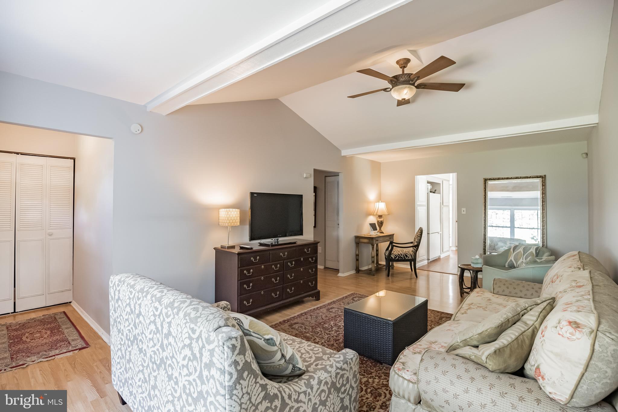 WOODRIDGE EAST - Residential