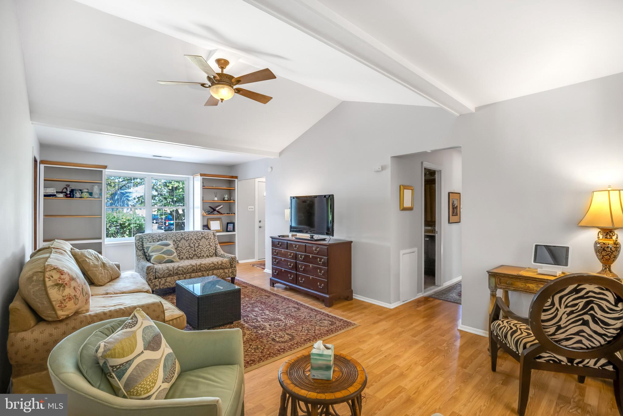 WOODRIDGE EAST - Residential