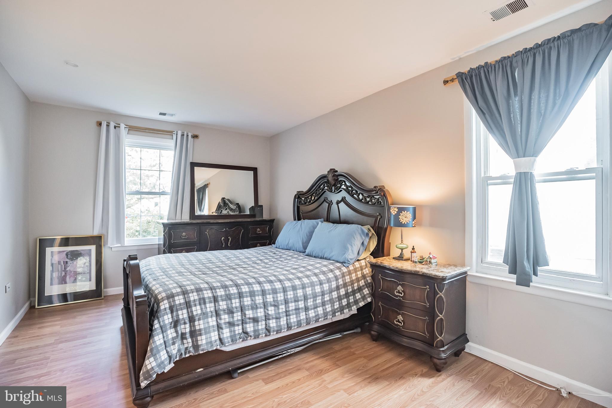 WOODRIDGE EAST - Residential
