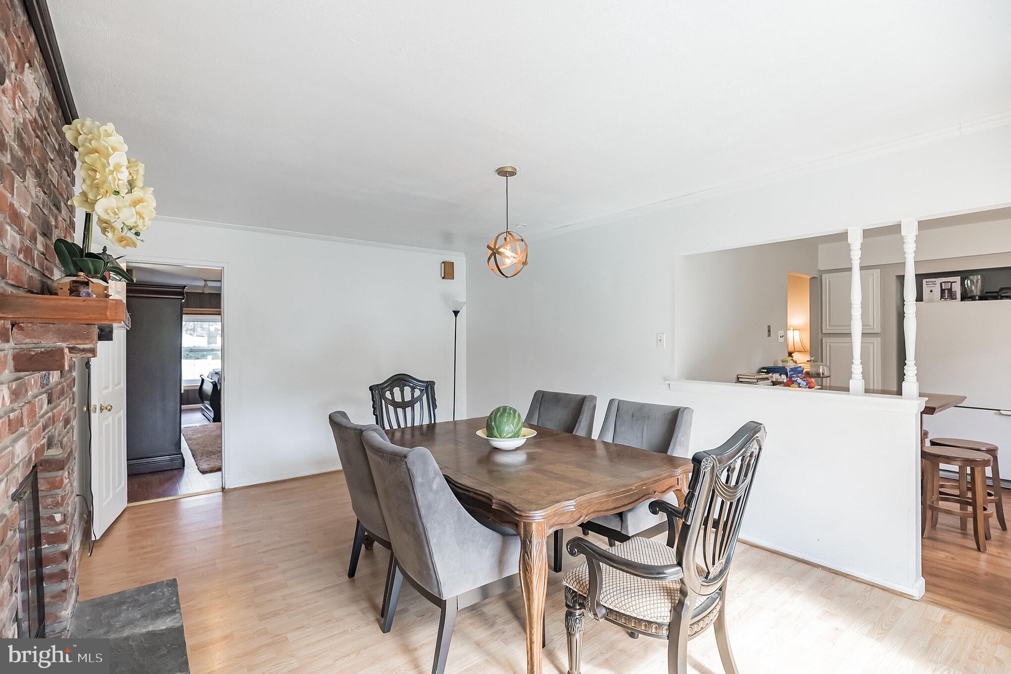 WOODRIDGE EAST - Residential