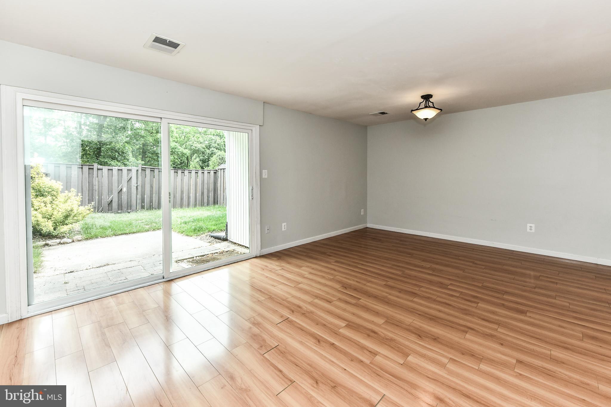 TRALEE - Residential Lease