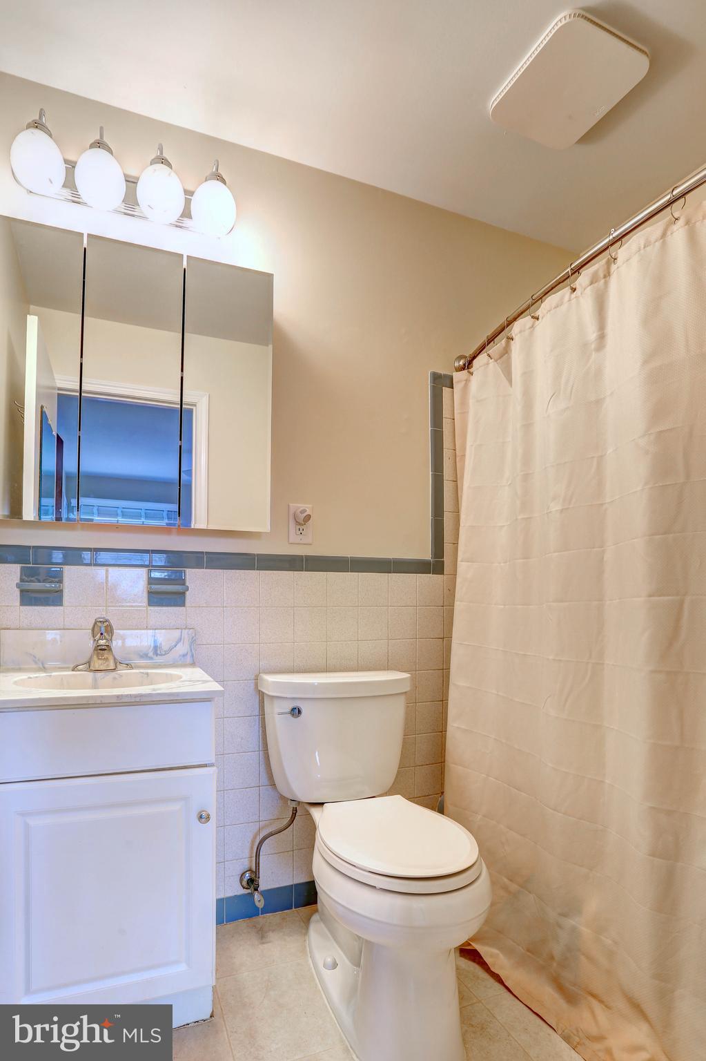 CALVERTON - Residential