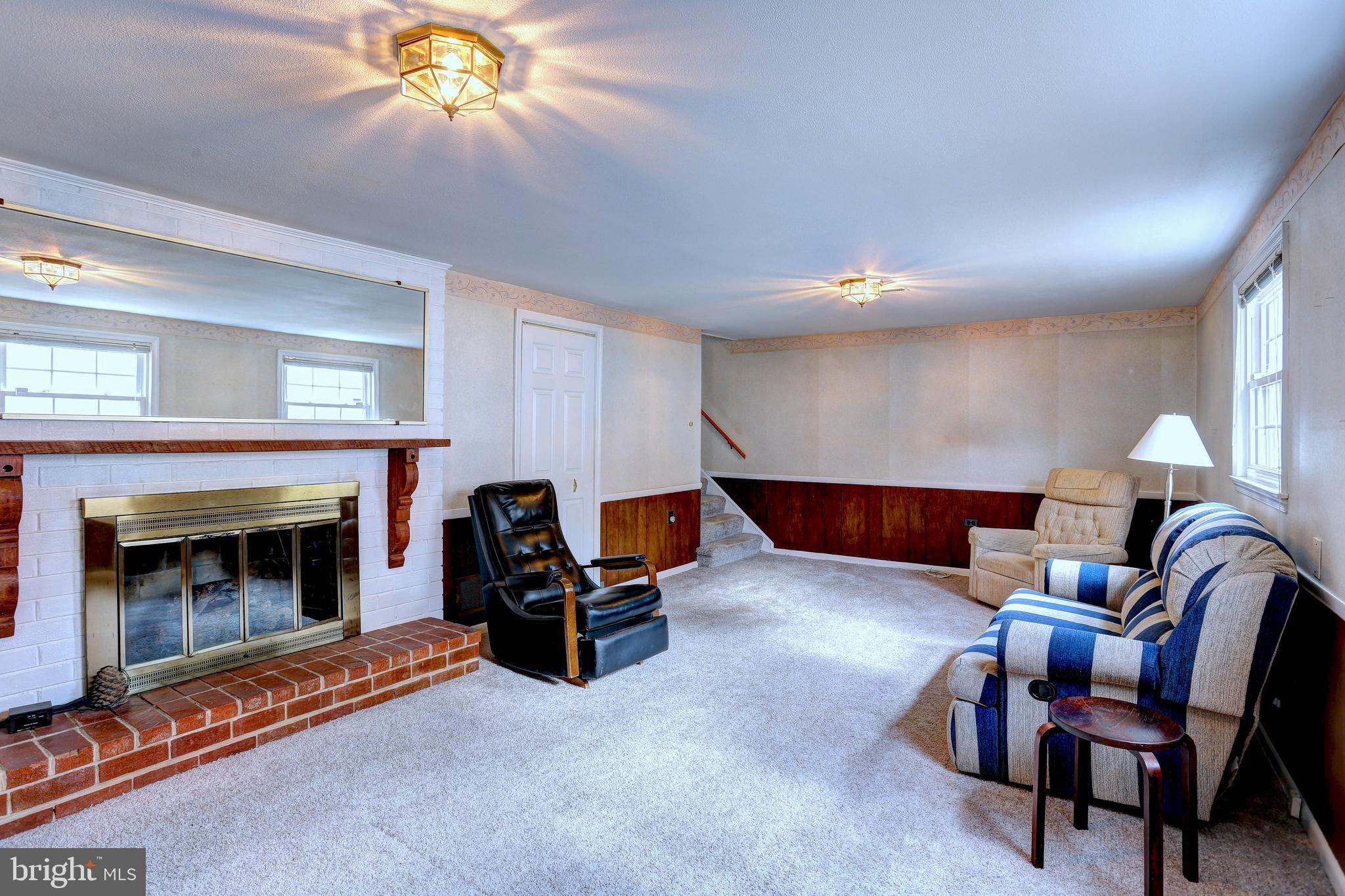 CALVERTON - Residential