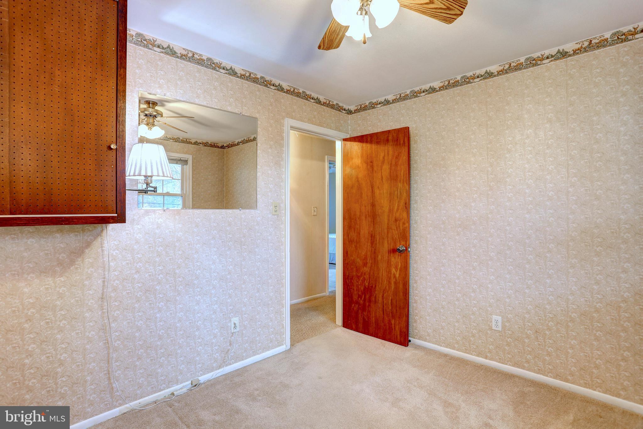 CALVERTON - Residential