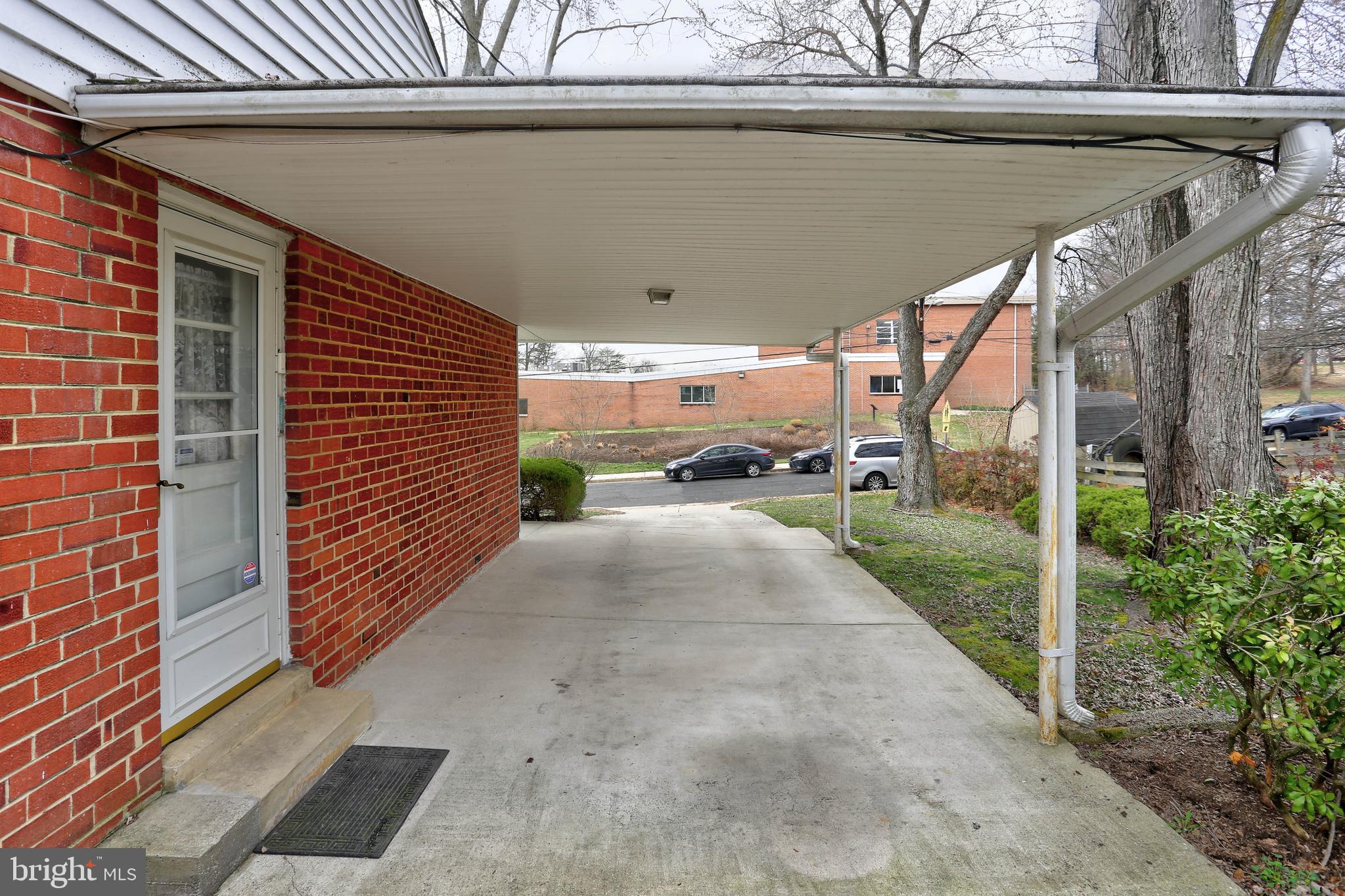 CALVERTON - Residential