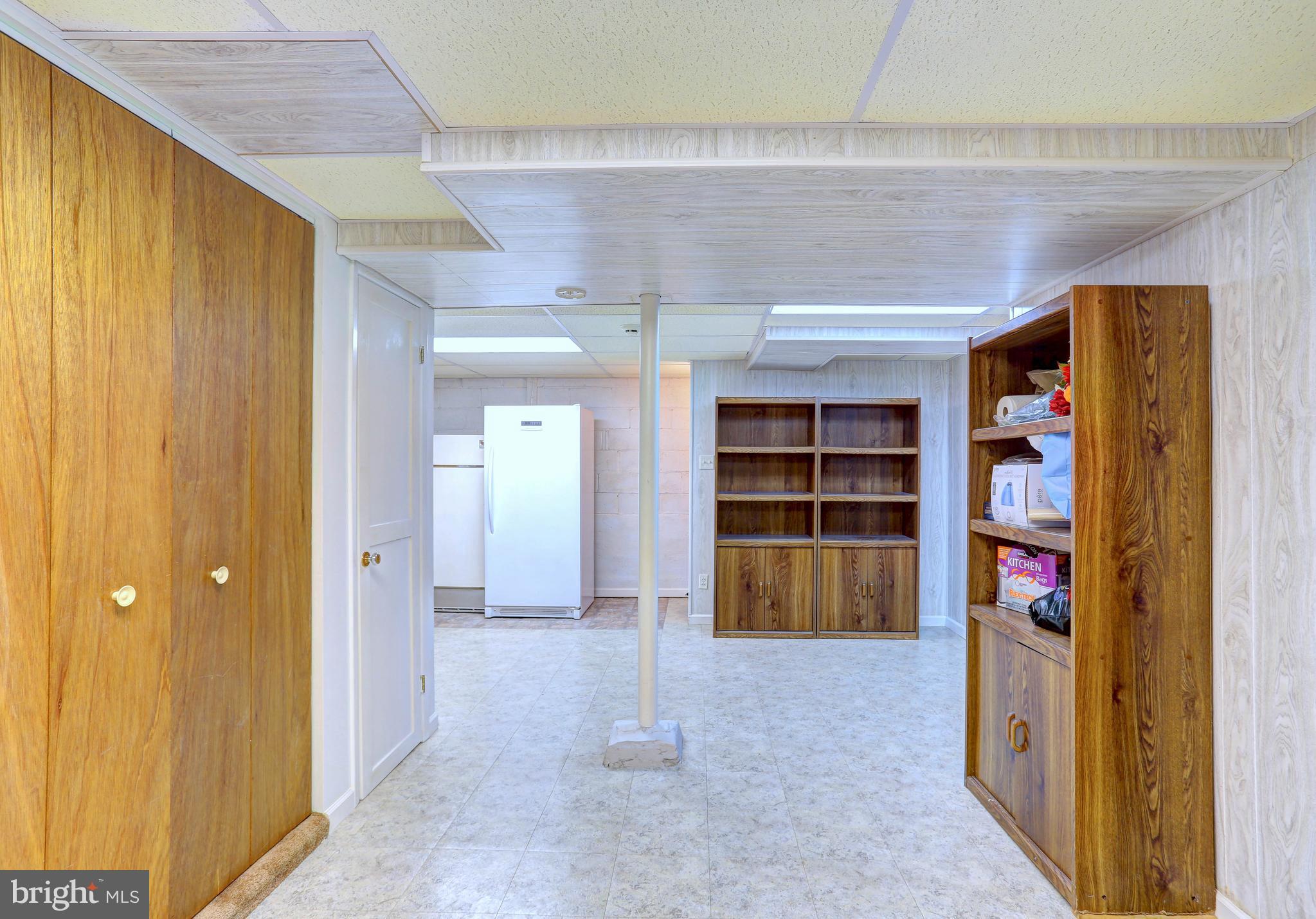 CALVERTON - Residential