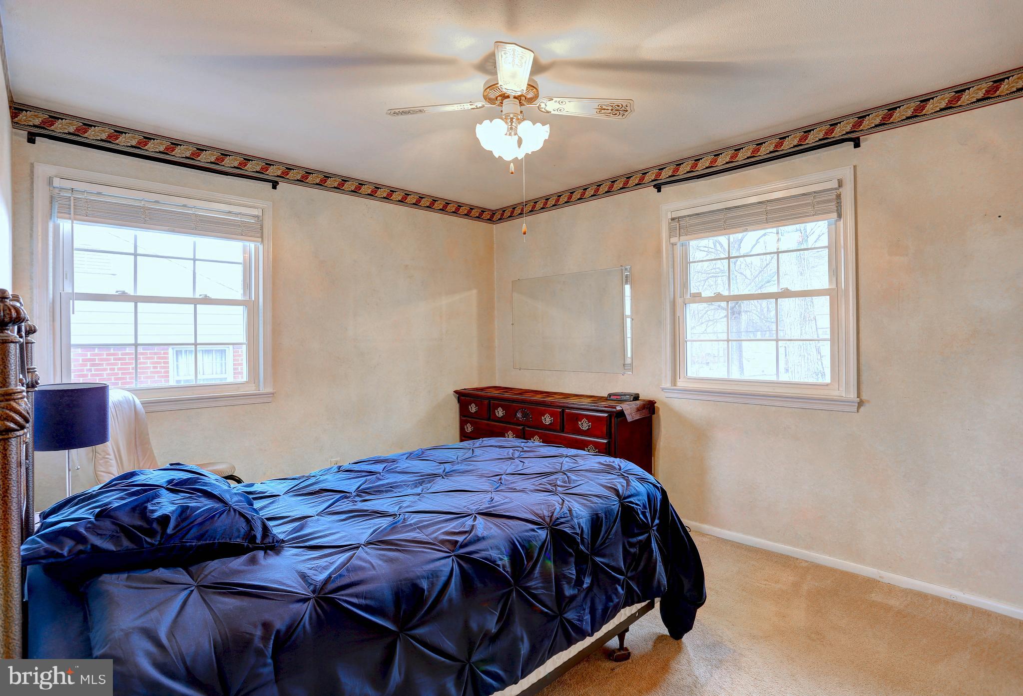 CALVERTON - Residential