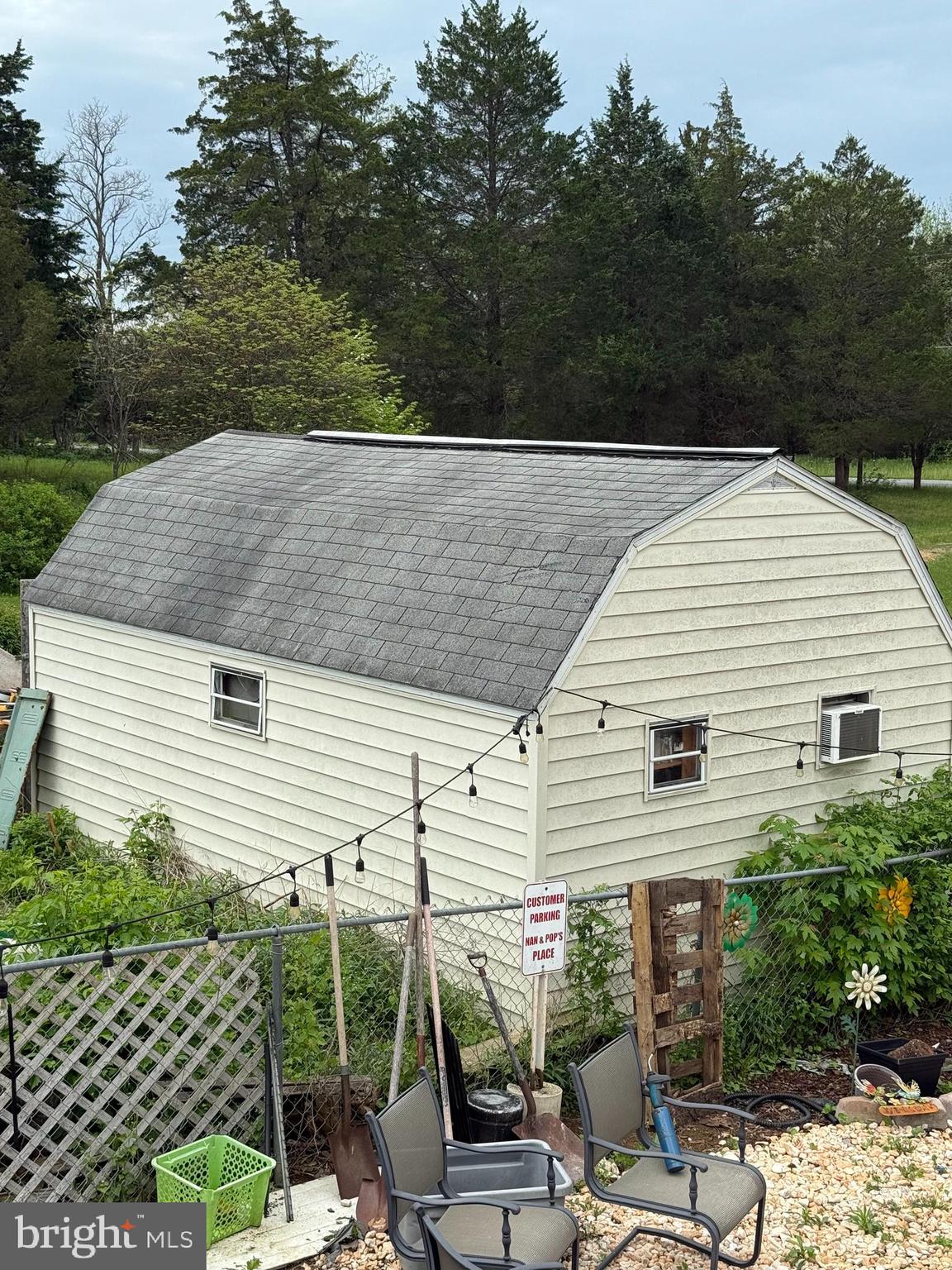 HIDDEN RIVER - Residential