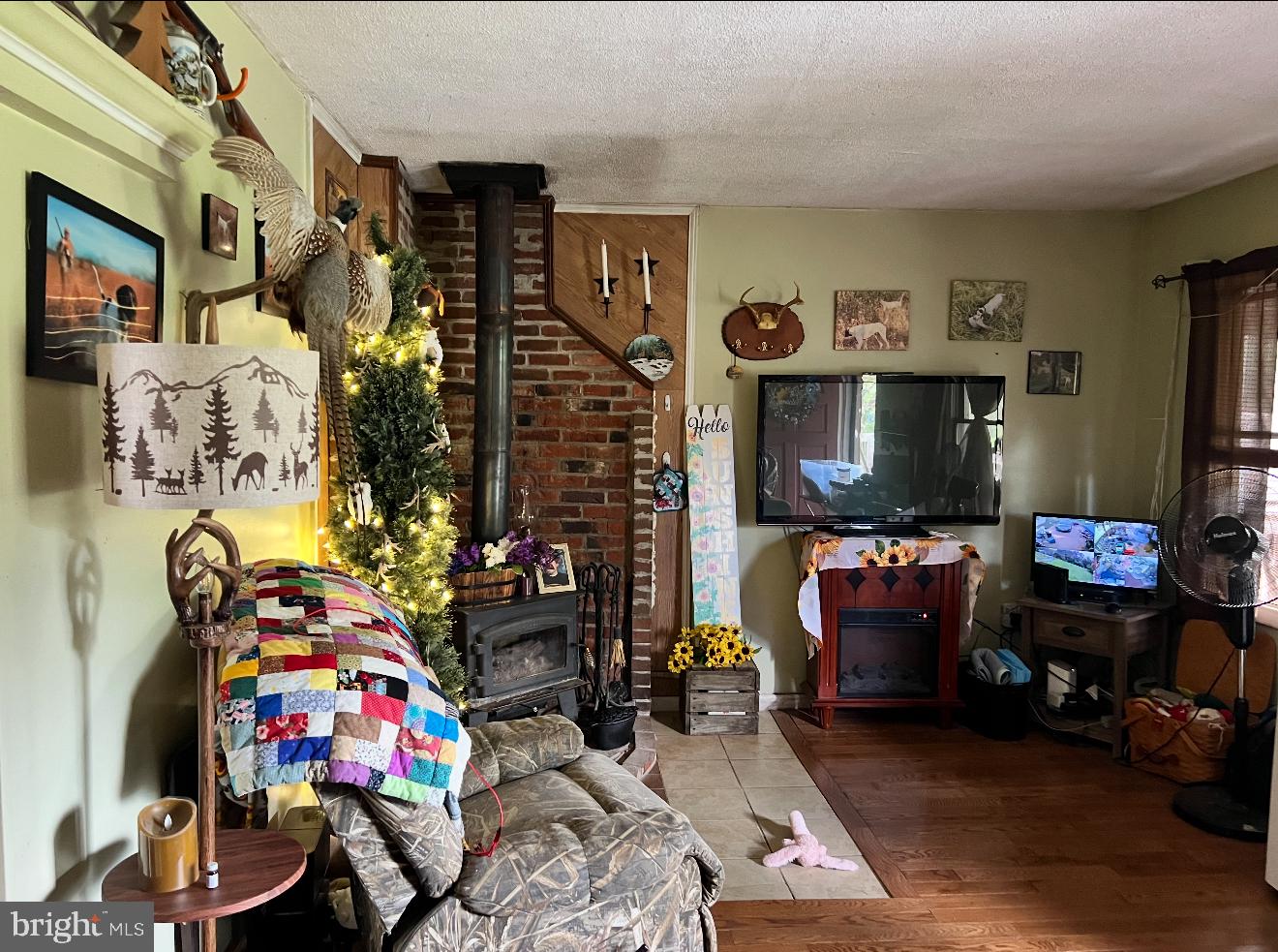 HIDDEN RIVER - Residential