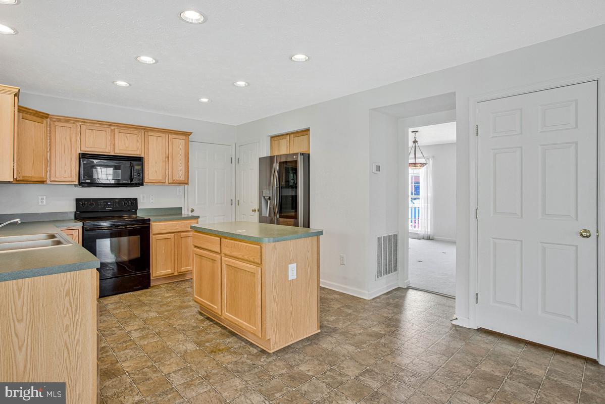 RICHFIELD STATION VILLAGE - Residential