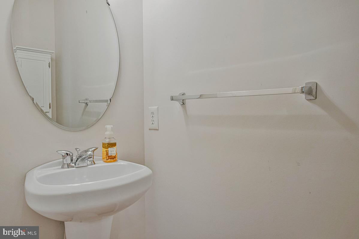 RICHFIELD STATION VILLAGE - Residential