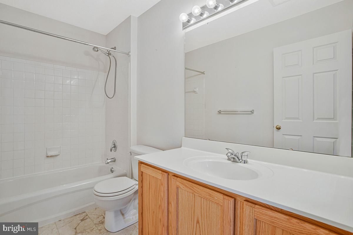 RICHFIELD STATION VILLAGE - Residential