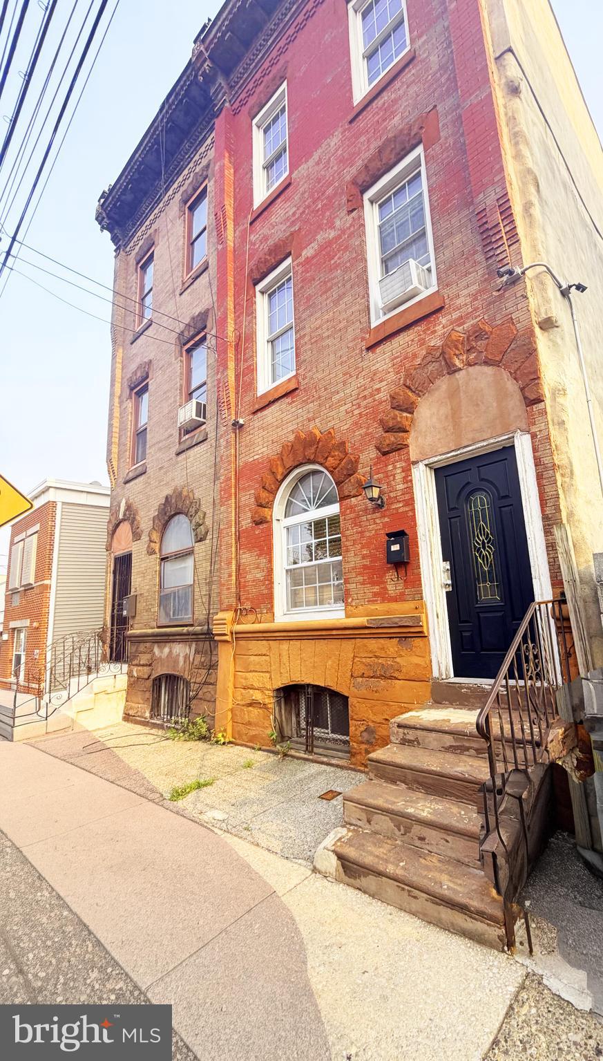 432 DIAMOND STREET