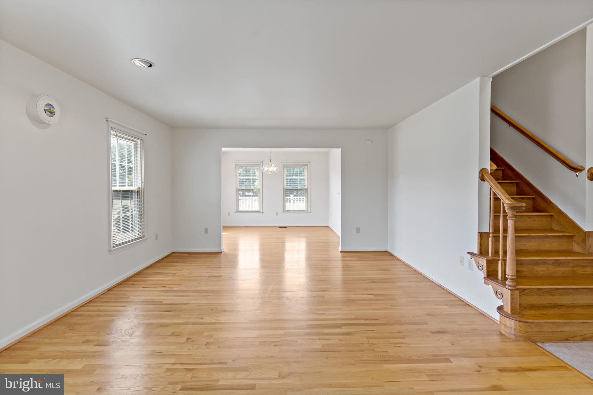 HOLLIS MANOR - Residential