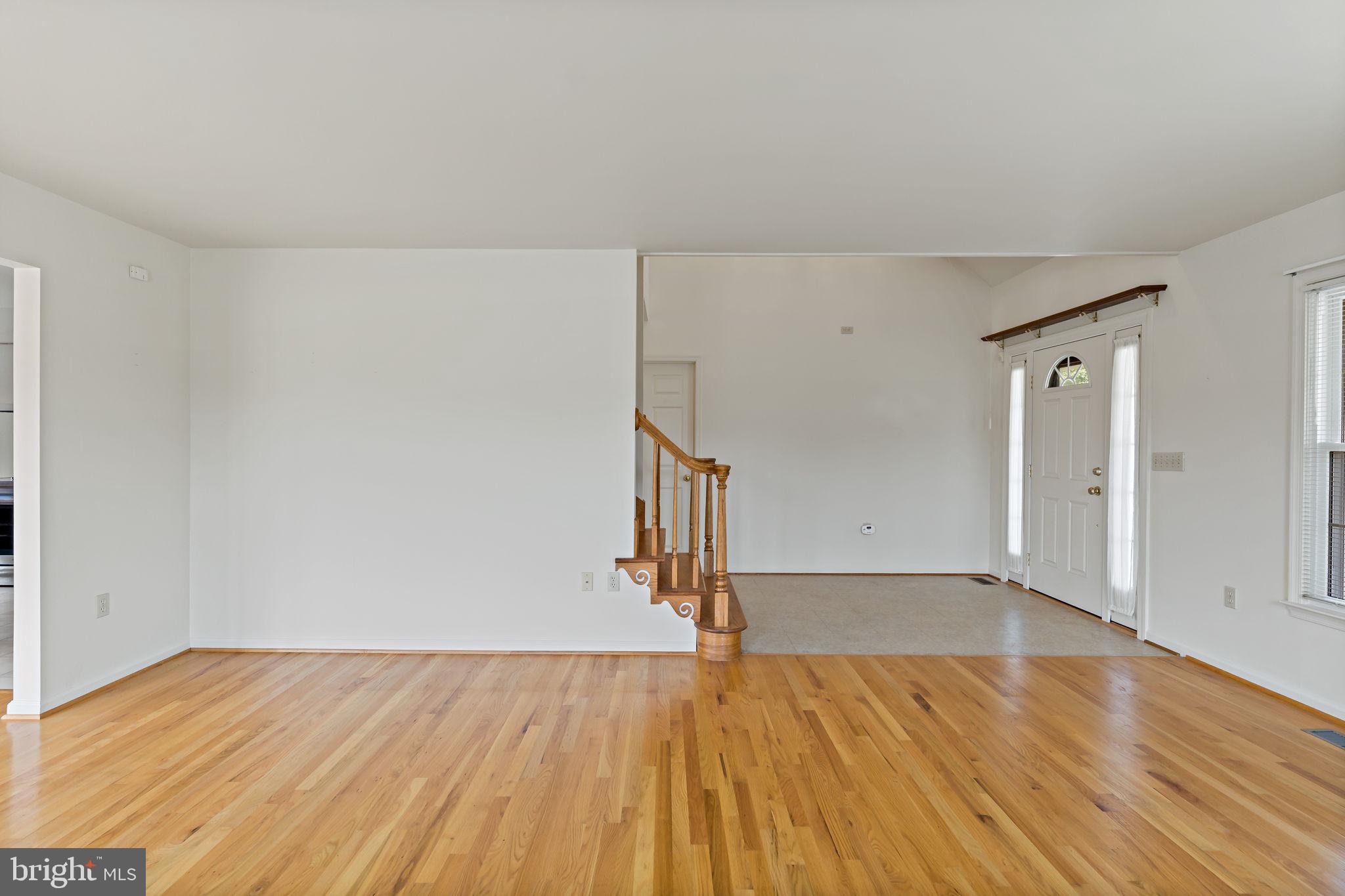 HOLLIS MANOR - Residential