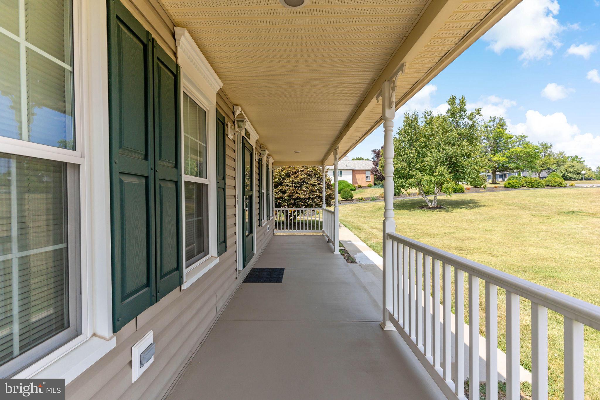 HOLLIS MANOR - Residential