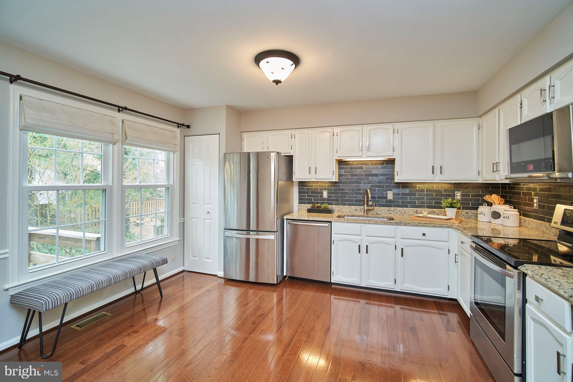 COLONY PARK - Residential