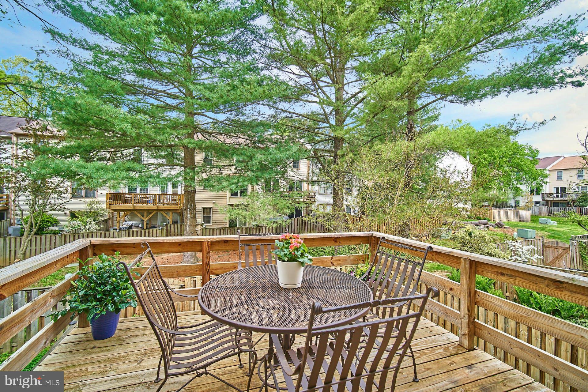 COLONY PARK - Residential