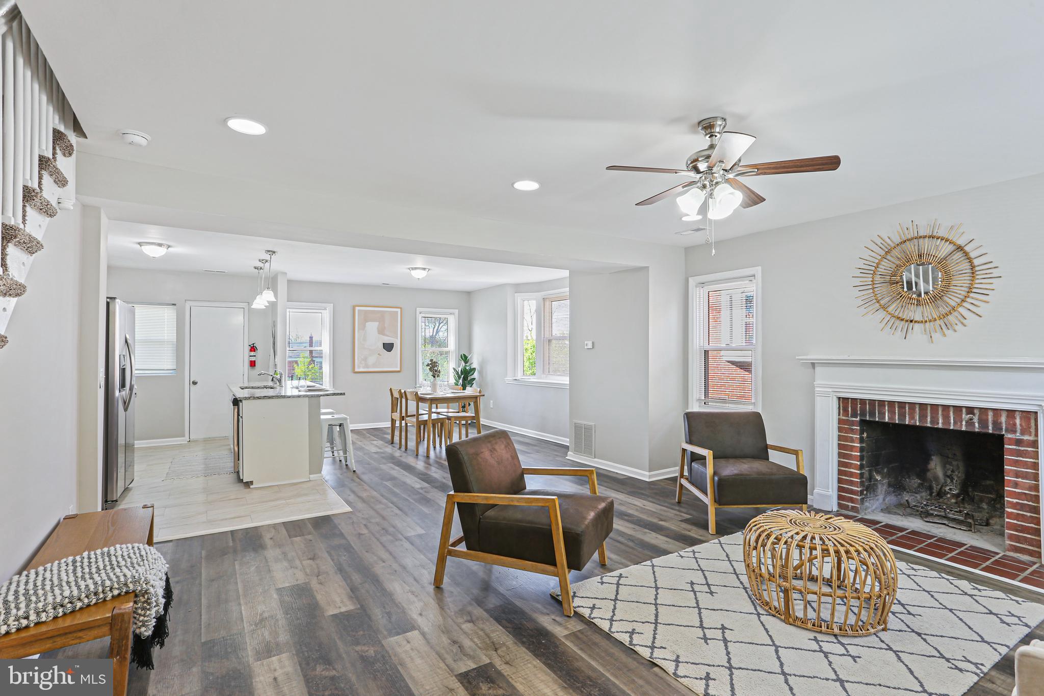 PERRING LOCH - Residential