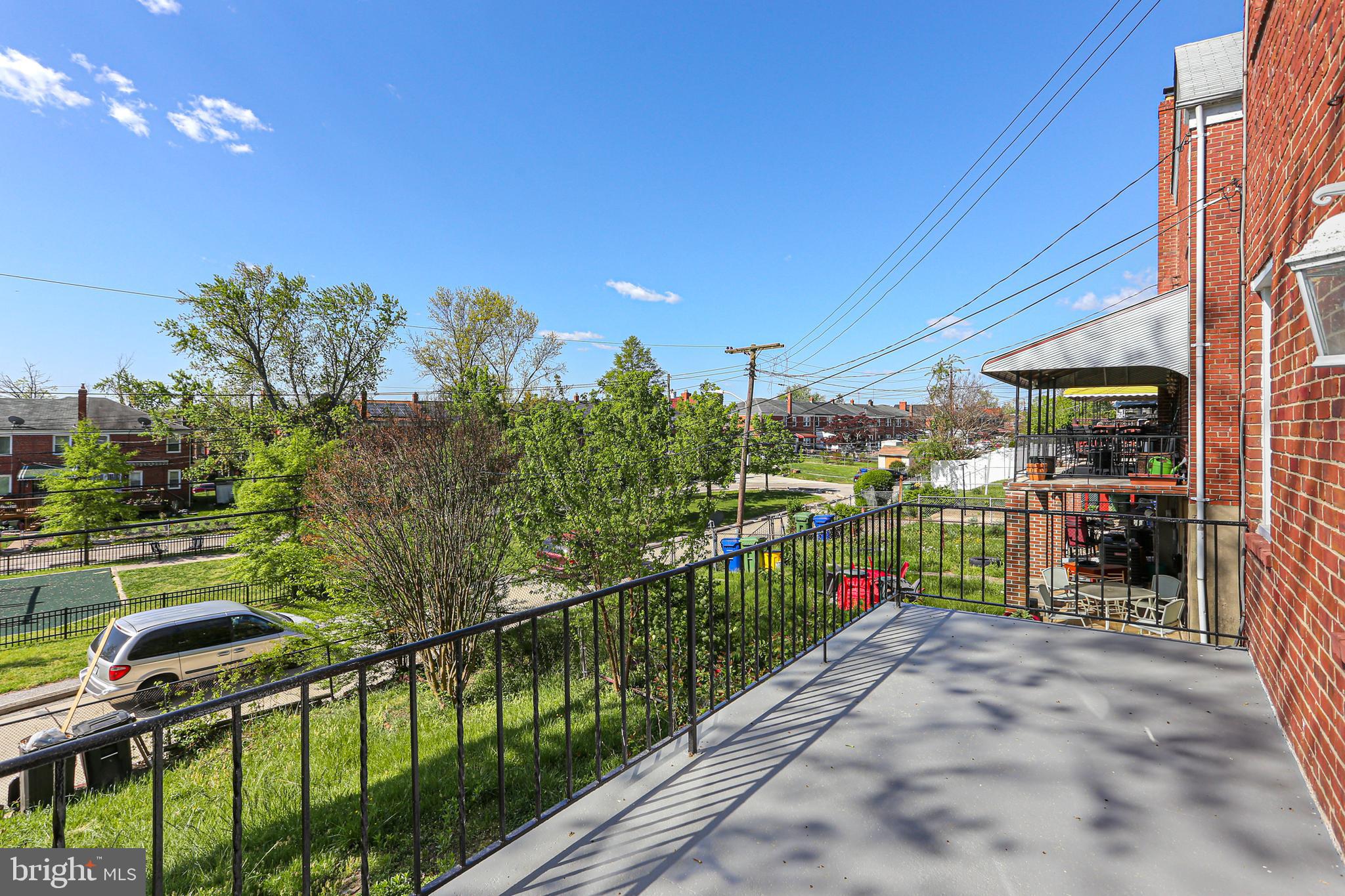 PERRING LOCH - Residential