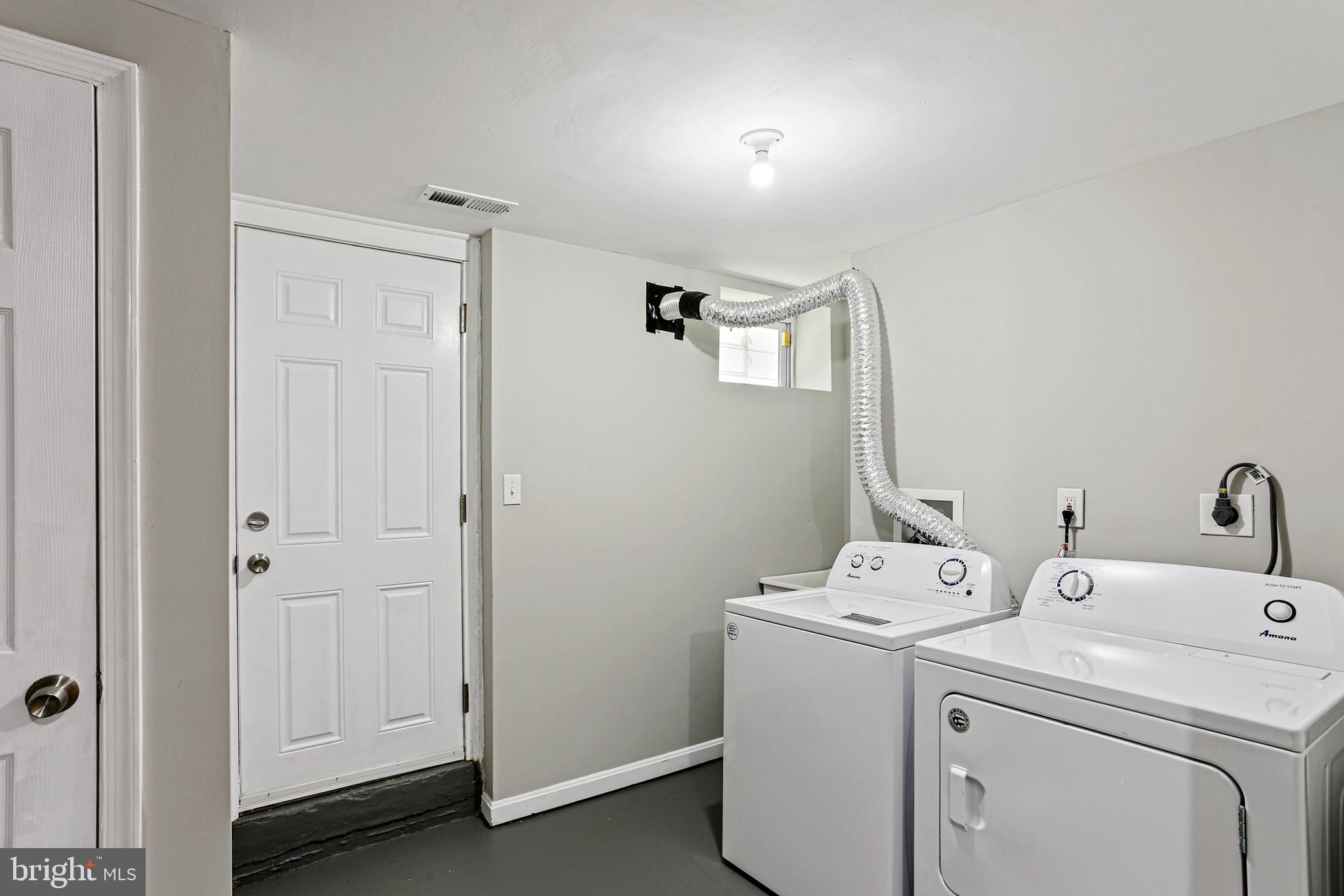 PERRING LOCH - Residential