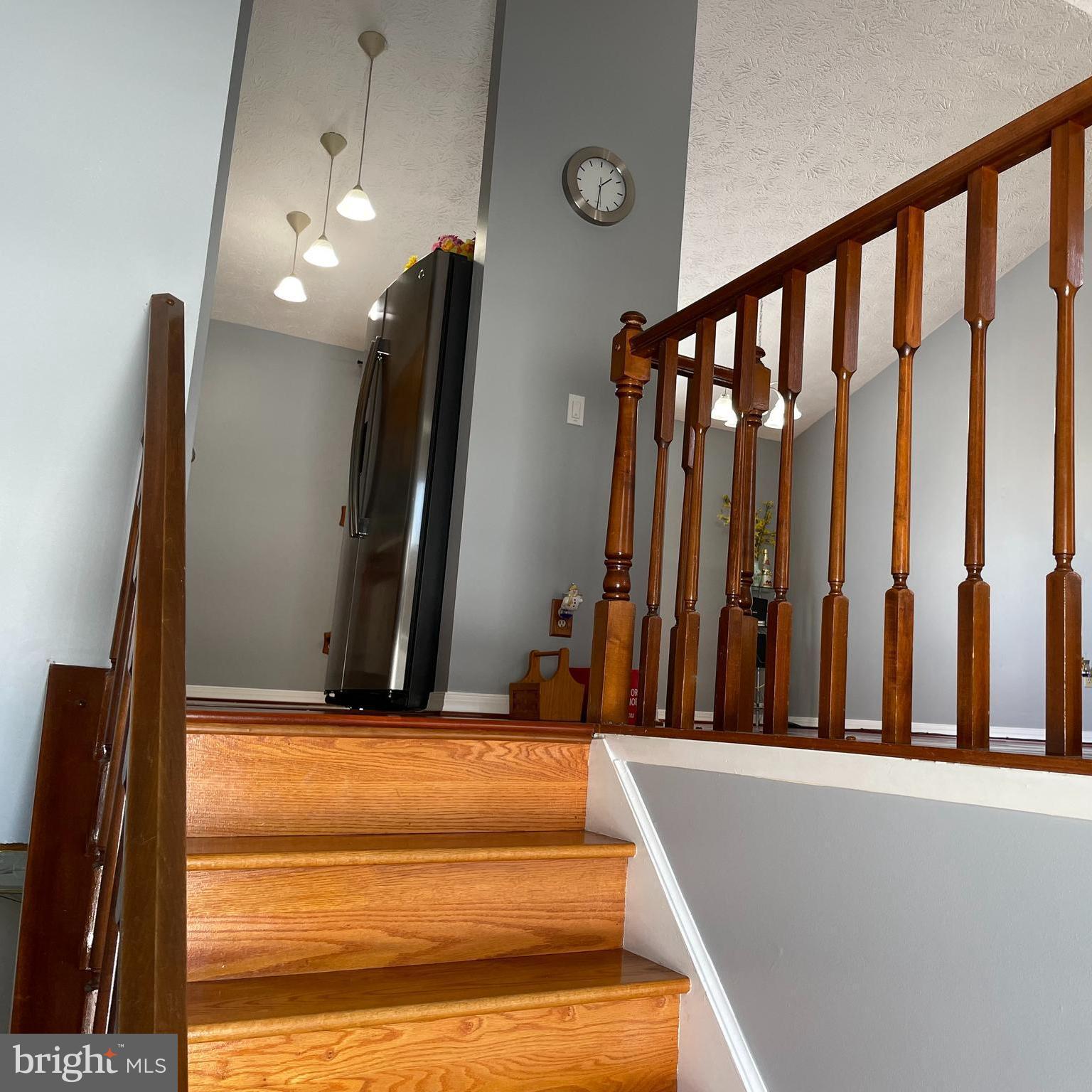 FAIRMONT - Residential