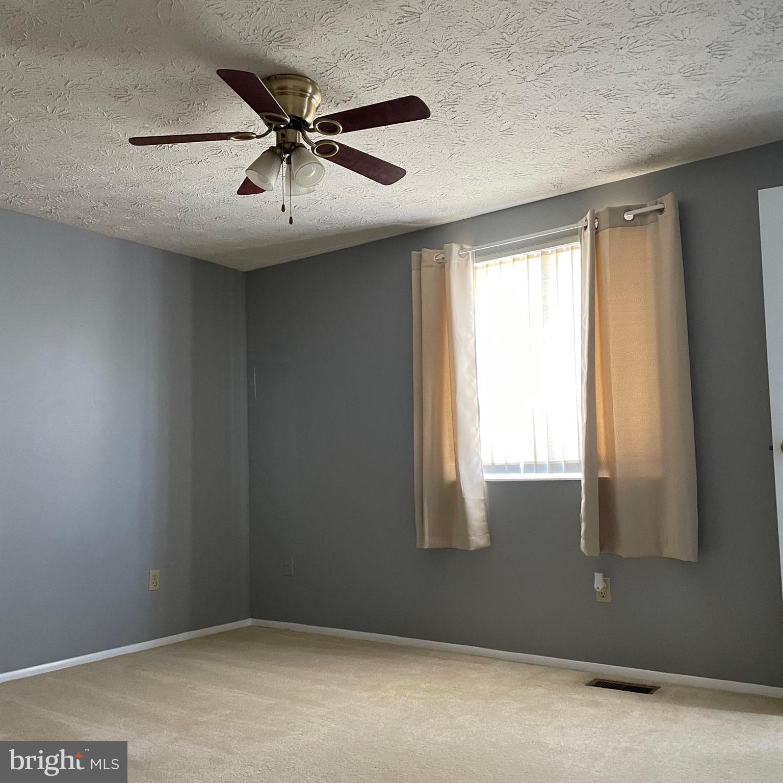 FAIRMONT - Residential