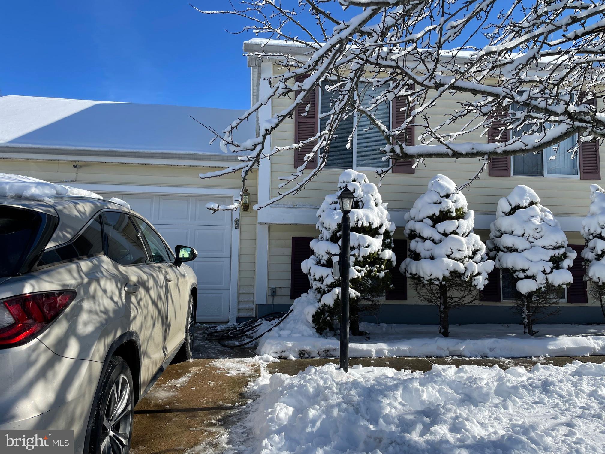 FAIRMONT - Residential