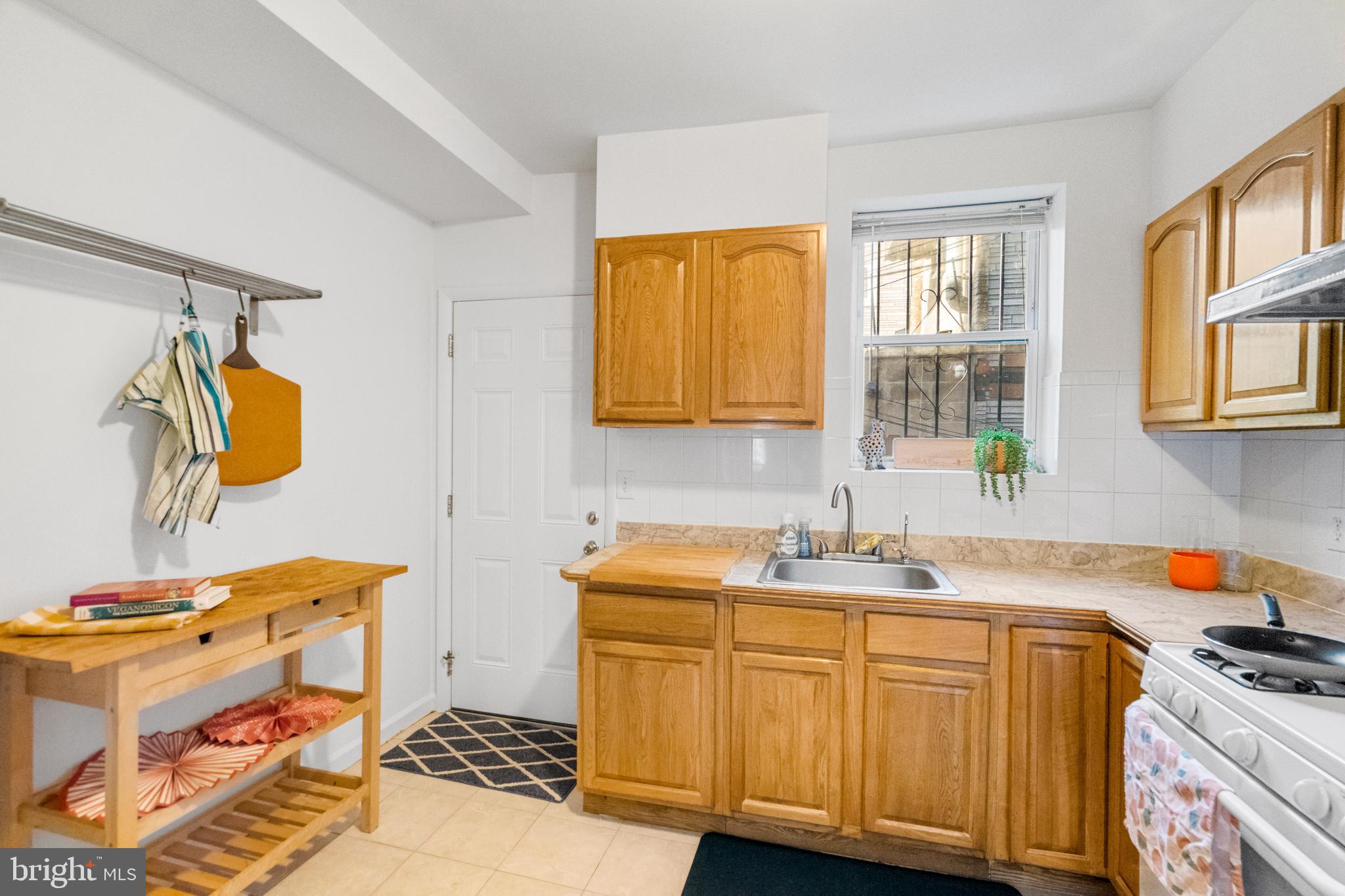 DICKINSON NARROWS - Residential