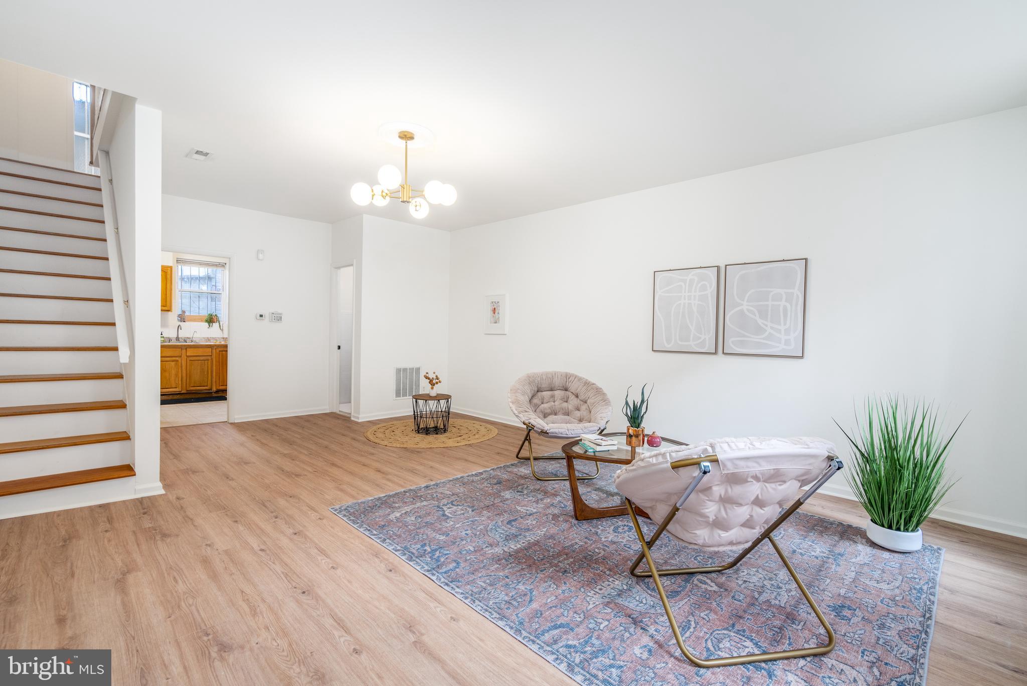 DICKINSON NARROWS - Residential