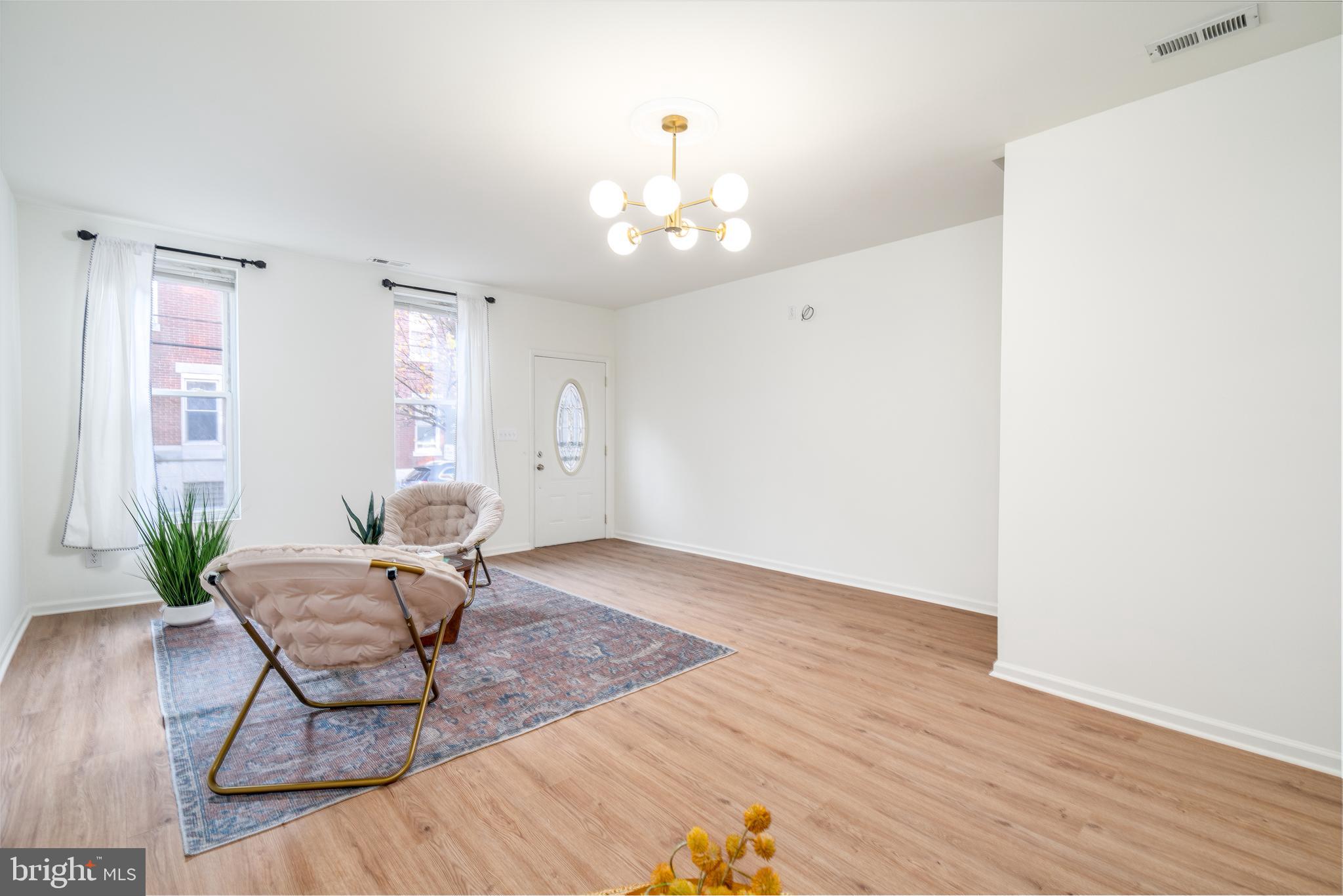 DICKINSON NARROWS - Residential