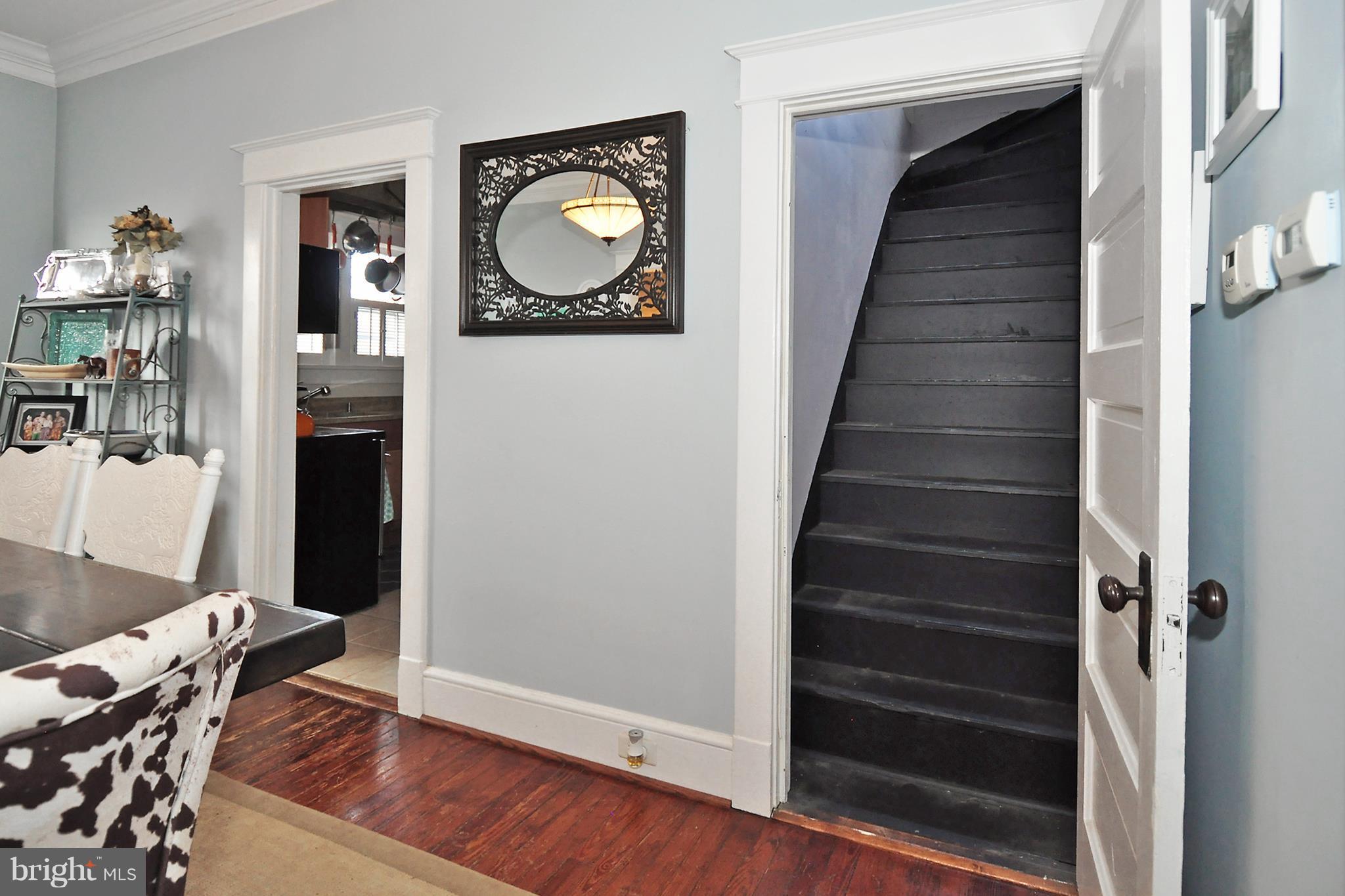 TOWN OF LOVETTSVILLE - Residential