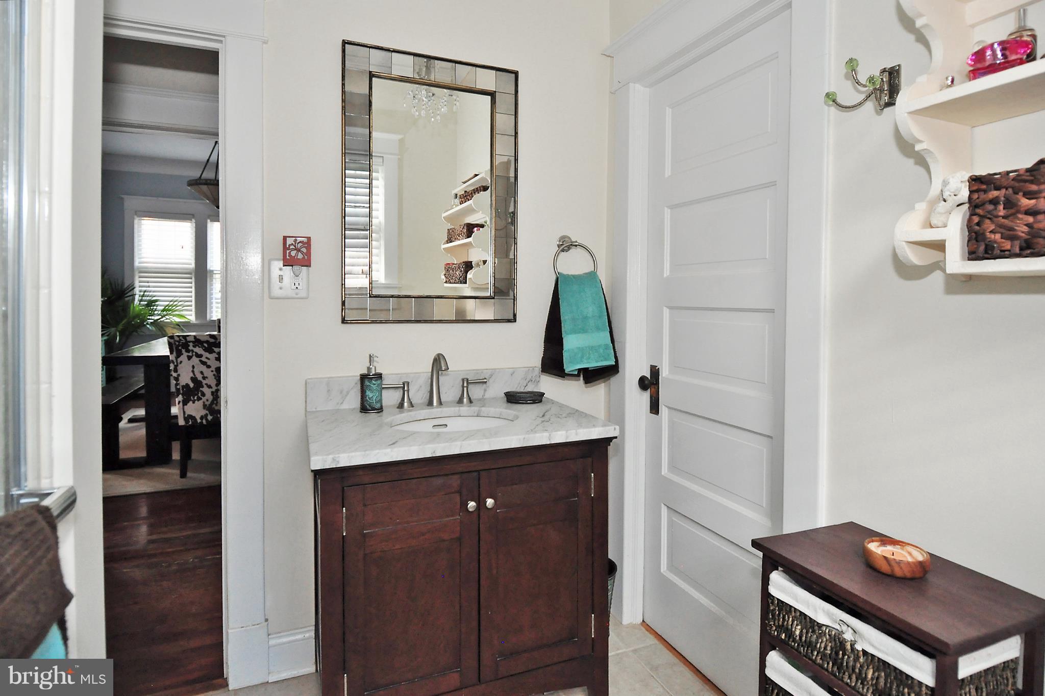 TOWN OF LOVETTSVILLE - Residential