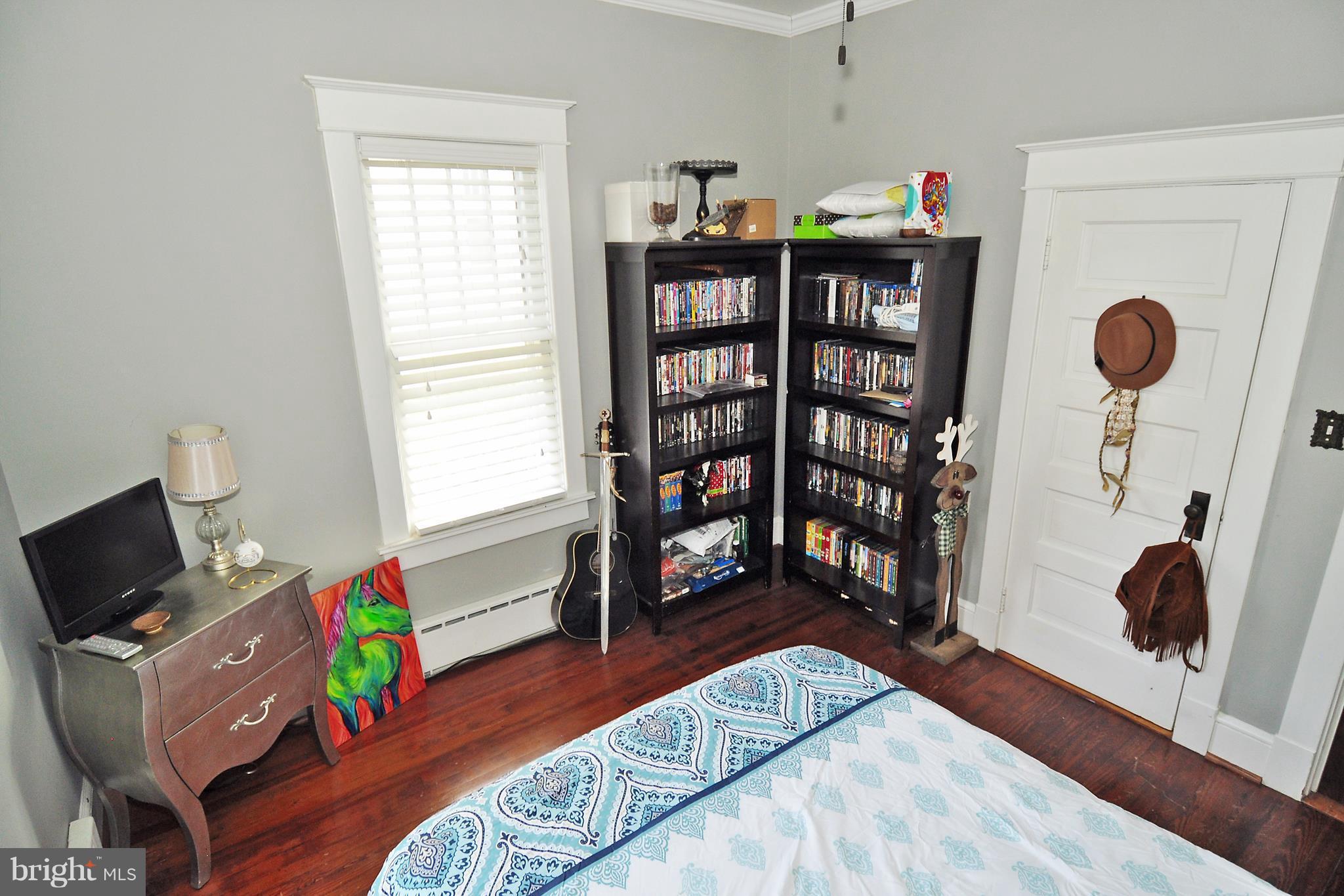 TOWN OF LOVETTSVILLE - Residential