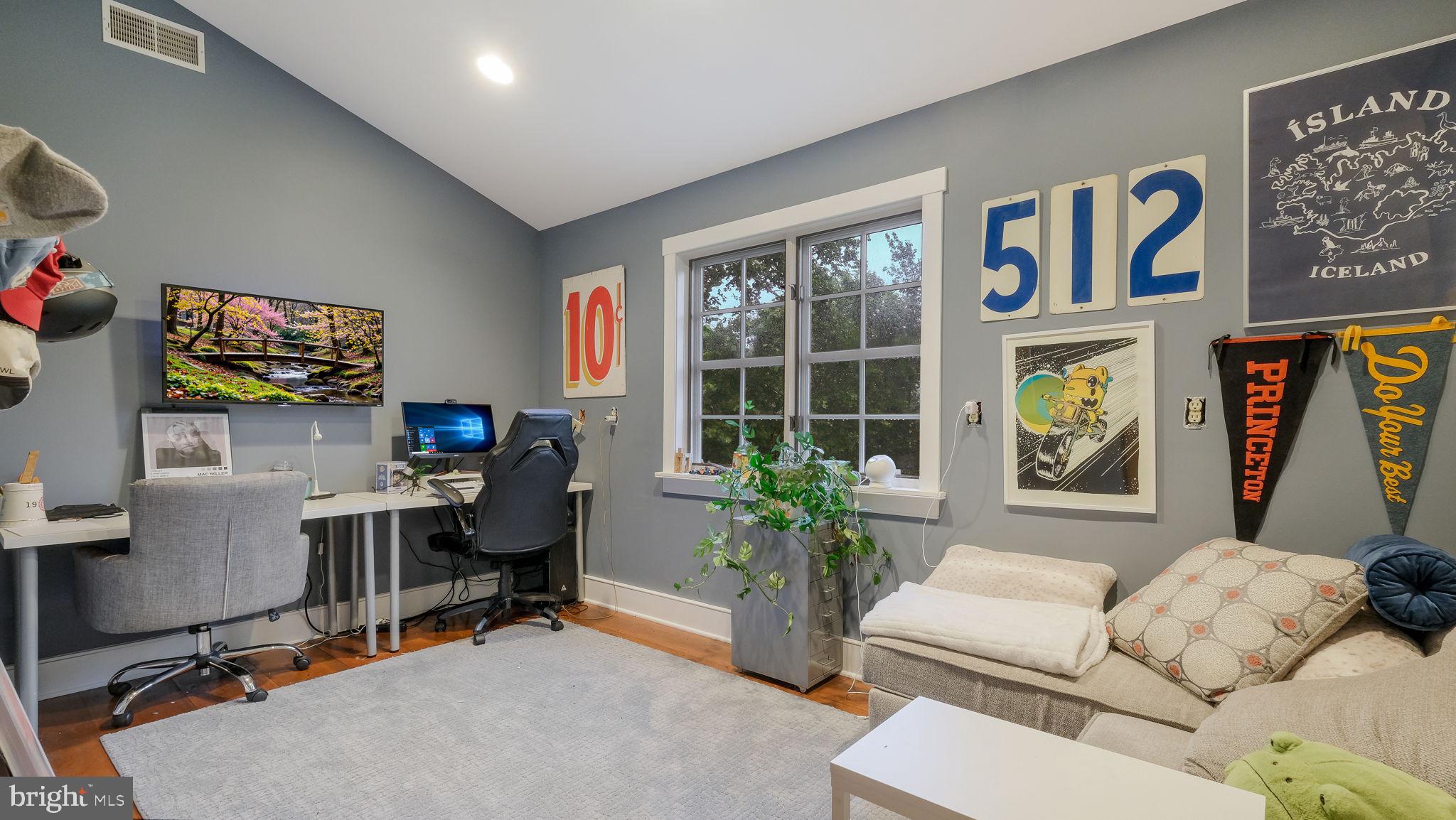 RITTENHOUSE ESTATE - Residential