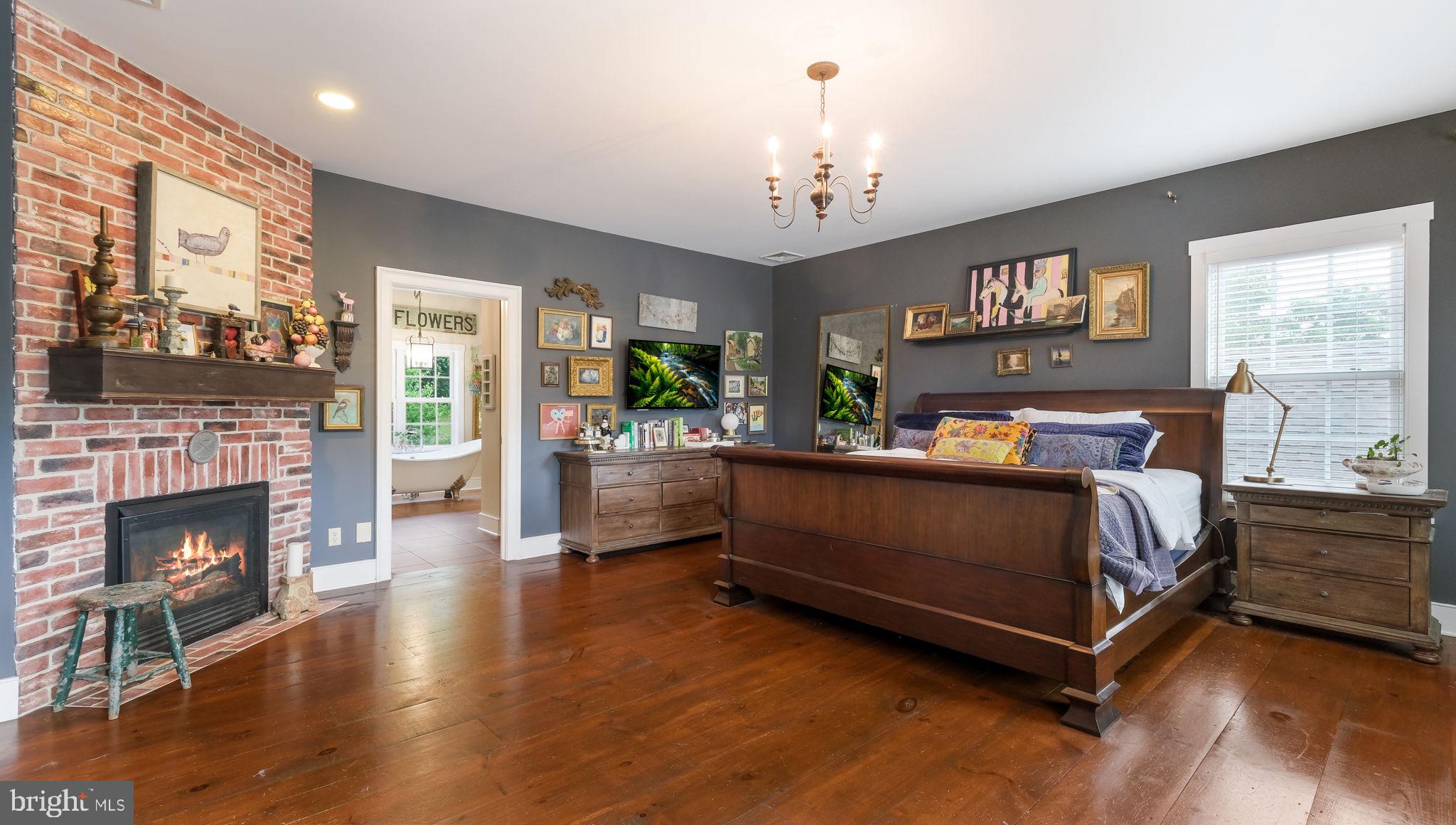 RITTENHOUSE ESTATE - Residential