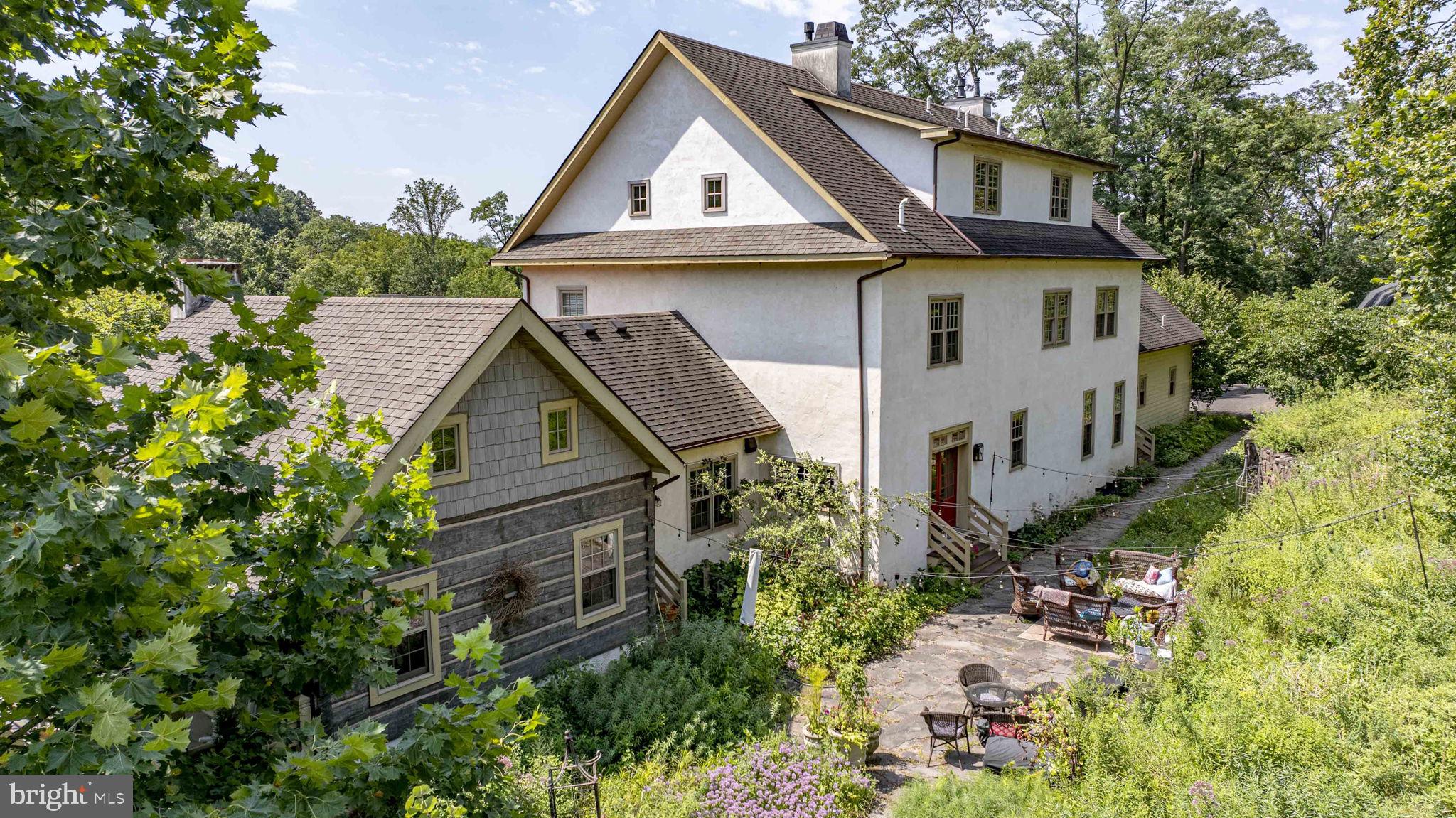 RITTENHOUSE ESTATE - Residential