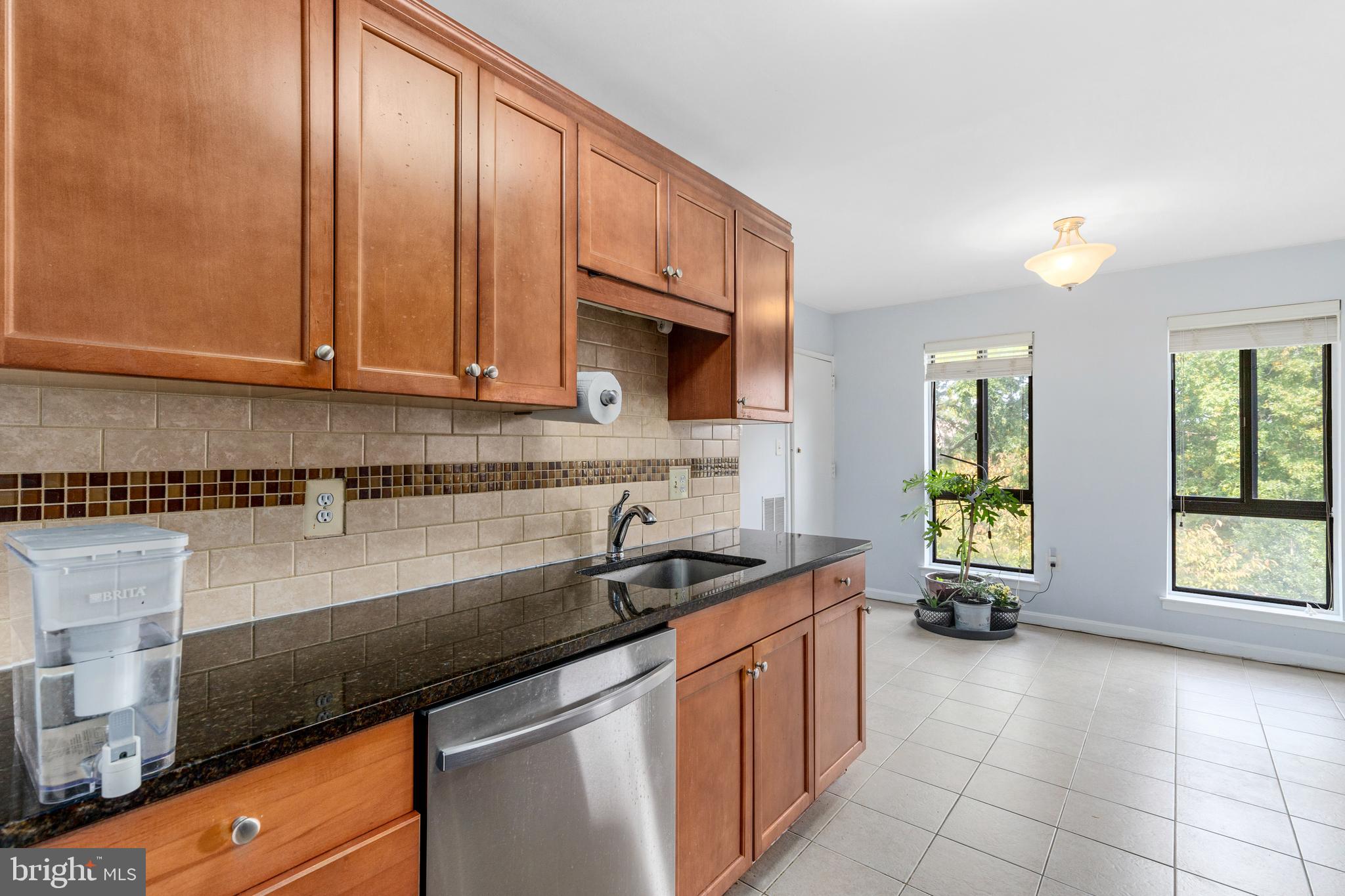 JEFFERSON MEWS - Residential