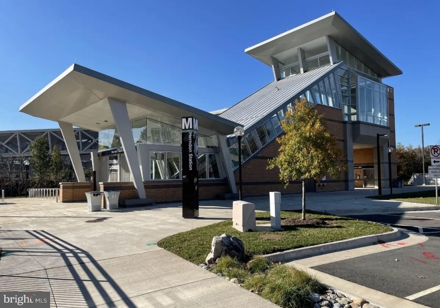 JEFFERSON MEWS - Residential