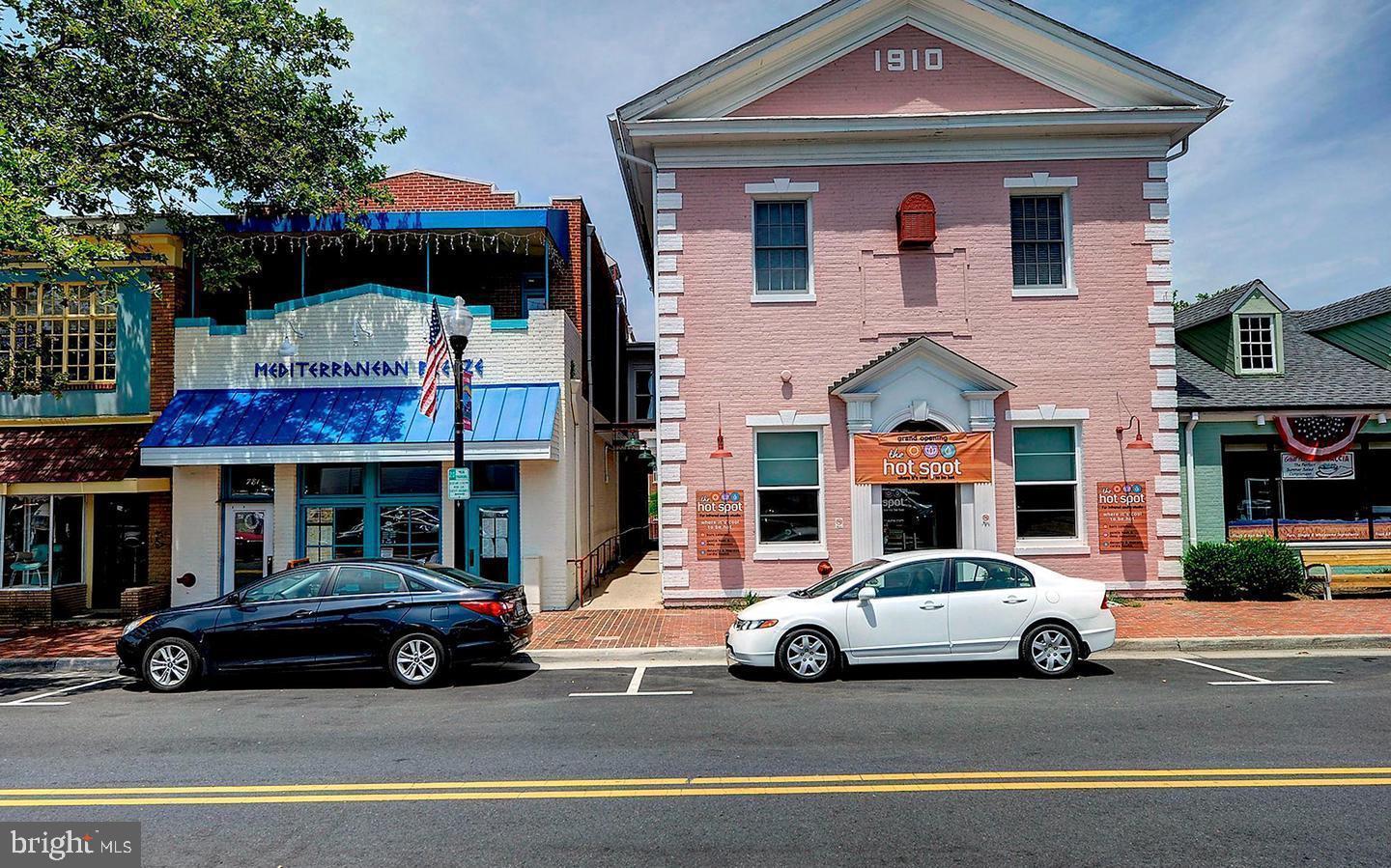 JEFFERSON MEWS - Residential