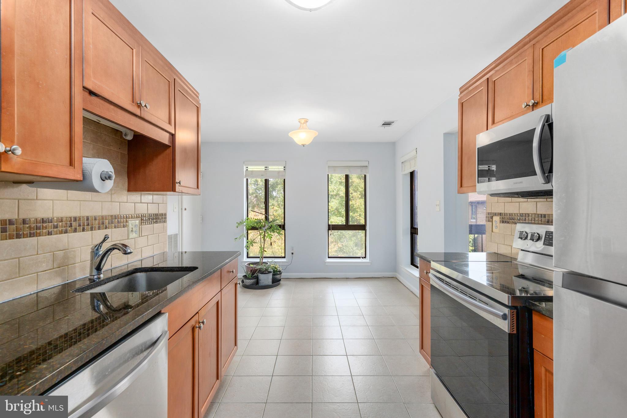 JEFFERSON MEWS - Residential