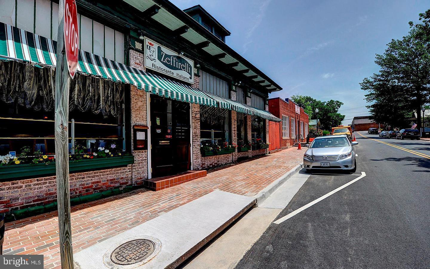 JEFFERSON MEWS - Residential