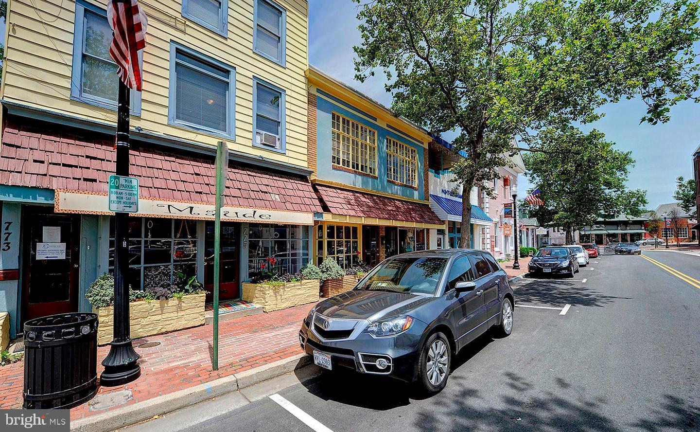 JEFFERSON MEWS - Residential