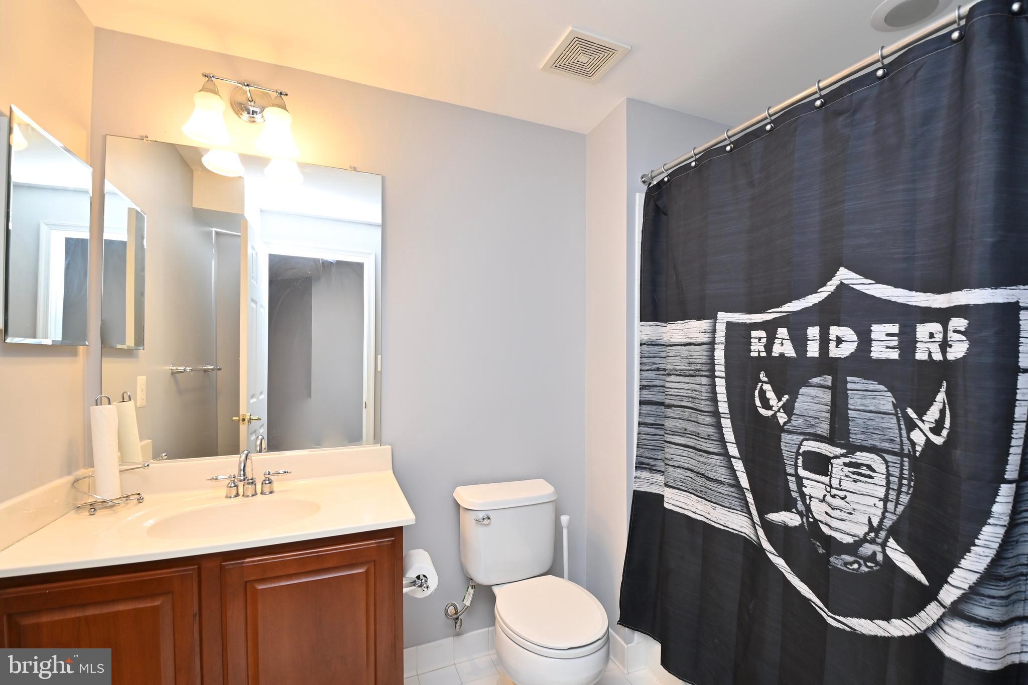 ST CHARLES SUB - SHEFFIELD - Residential Lease