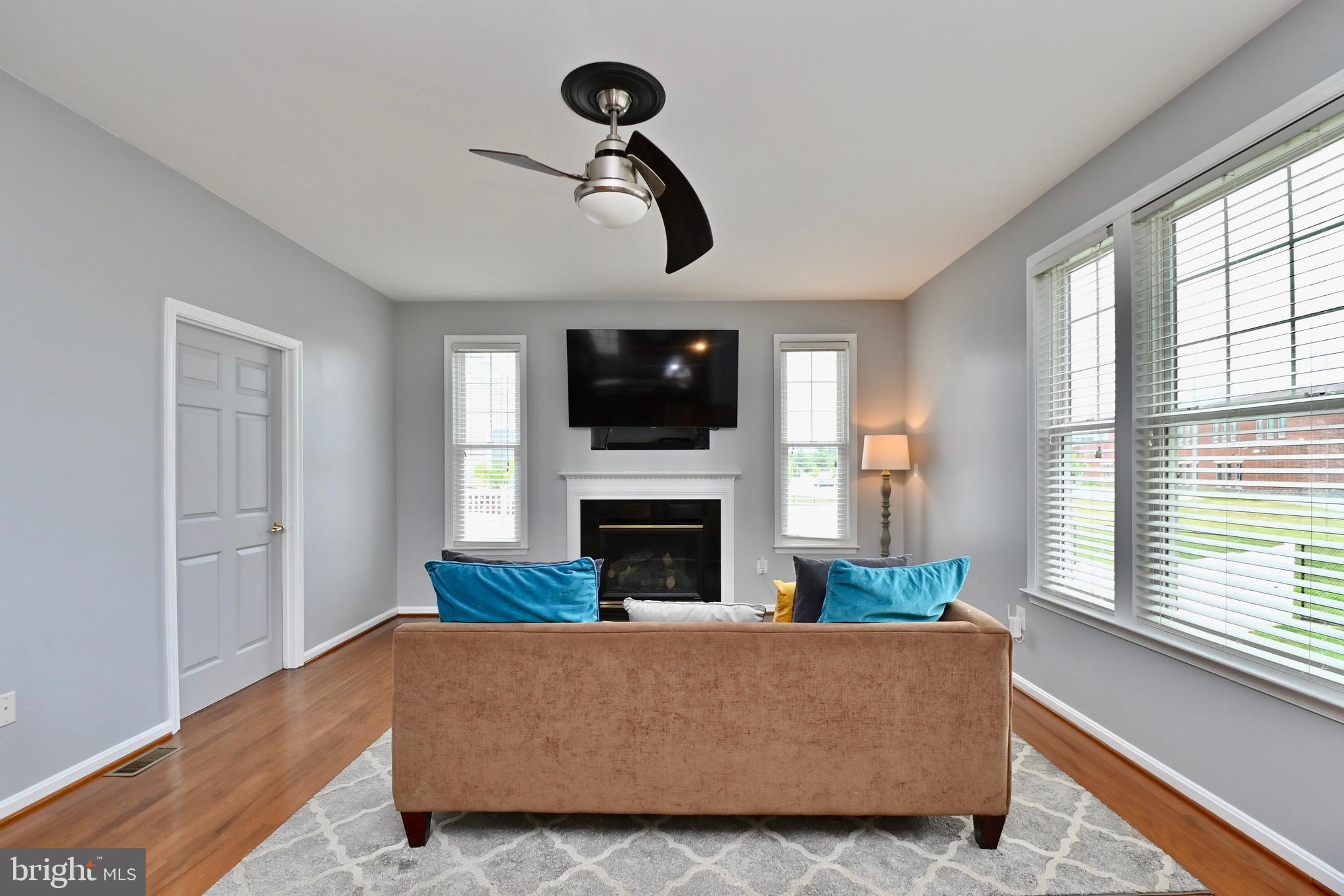 ST CHARLES SUB - SHEFFIELD - Residential Lease