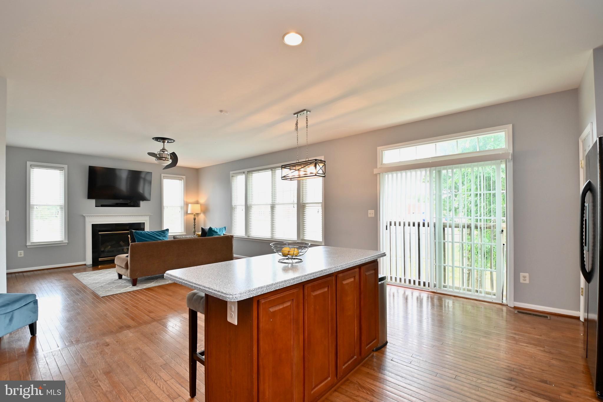 ST CHARLES SUB - SHEFFIELD - Residential Lease