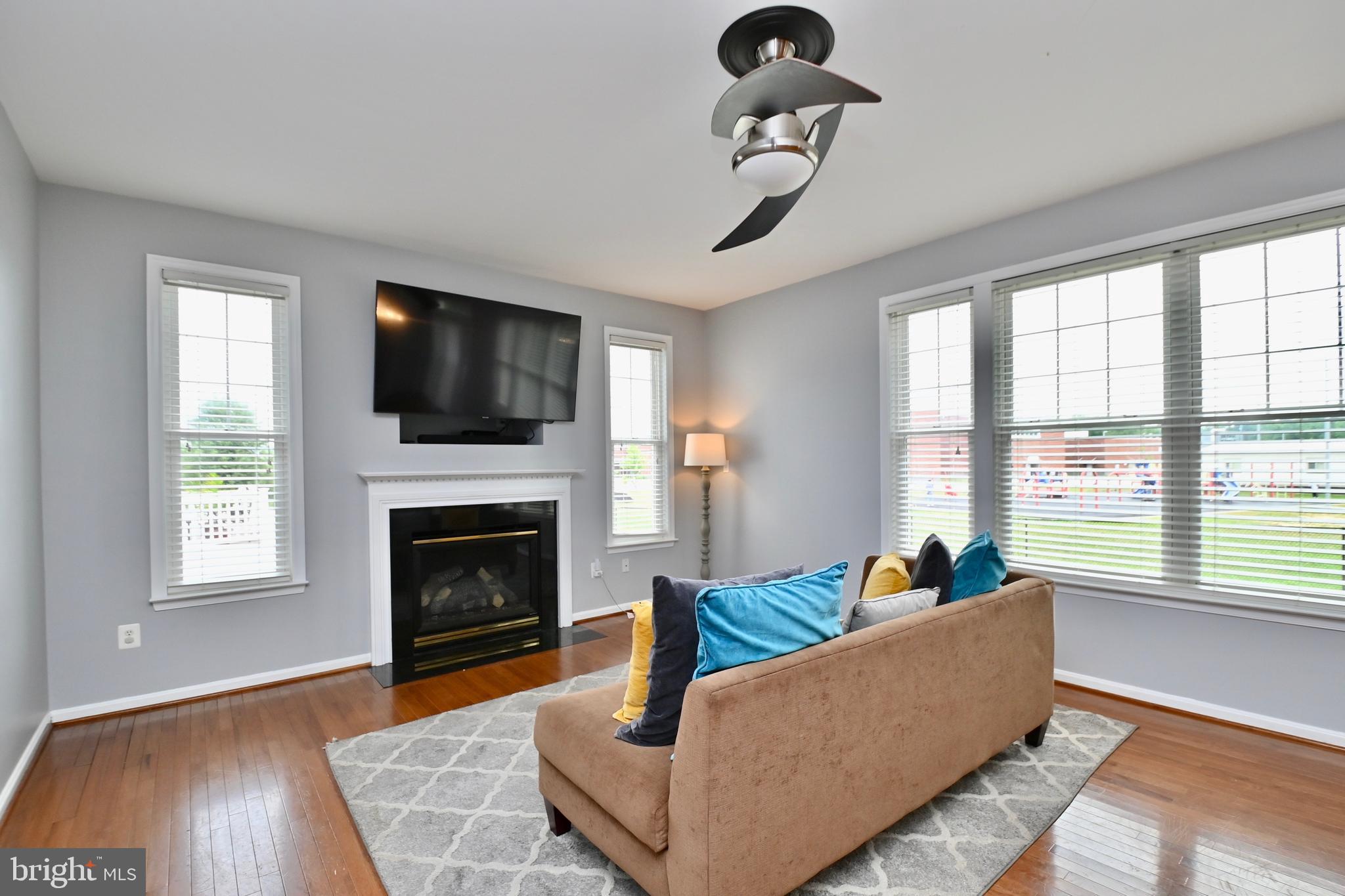 ST CHARLES SUB - SHEFFIELD - Residential Lease